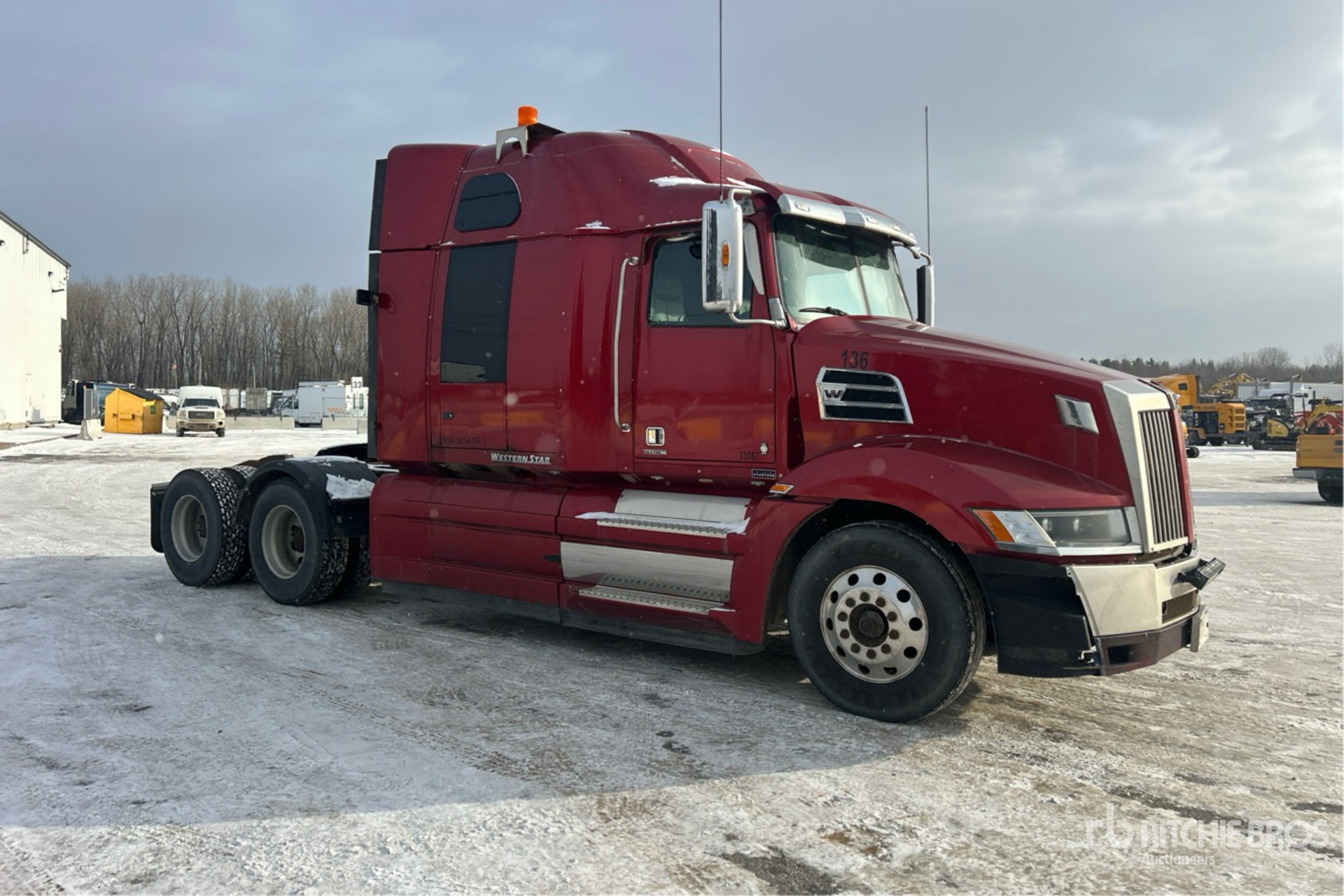 General Appearance with Picture, Right Front Corner