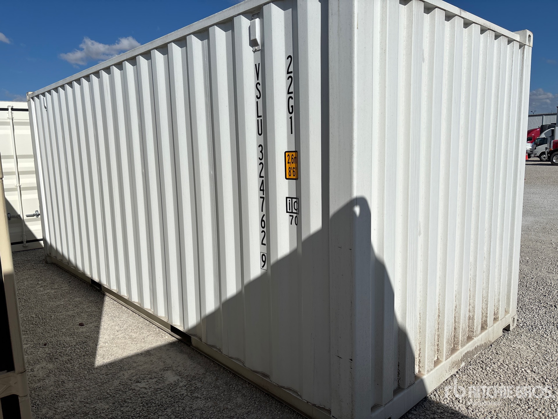 General Appearance with Picture, Left Rear Corner