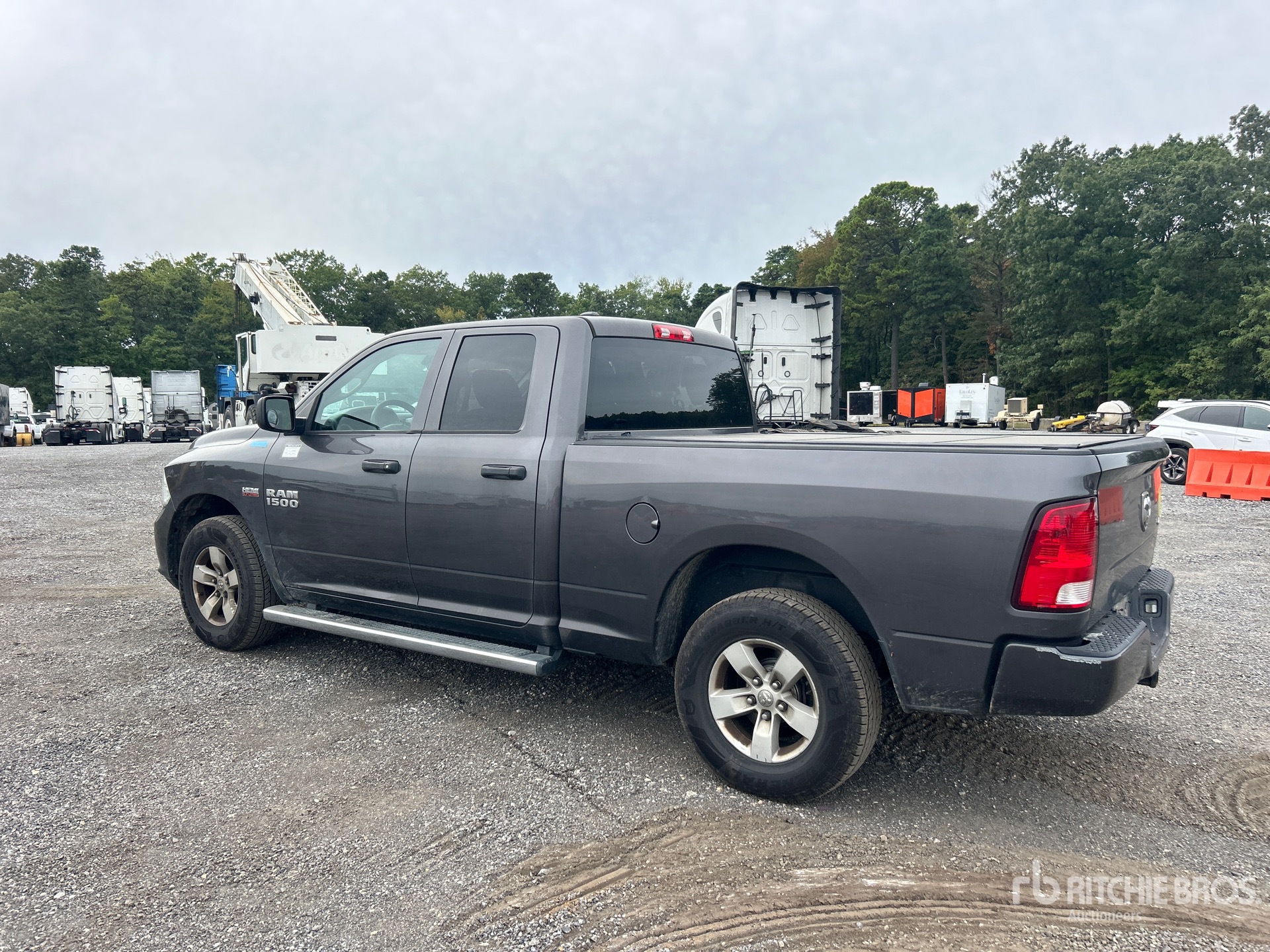 General Appearance with Picture, Left Rear Corner