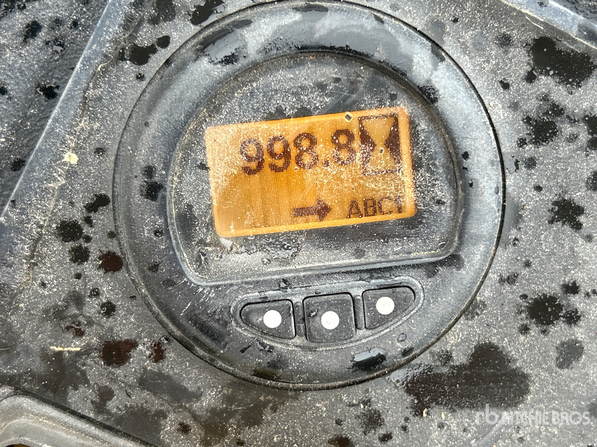 General Appearance with Hour Meter / Odometer