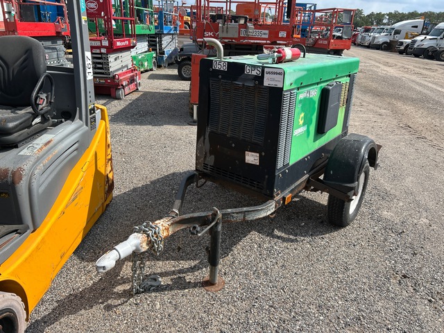 2015 Miller Big Blue 400 Pro Mobile Stick Engine Driven Welder (Inoperable) 2015 Miller Big Blue 400 Pro Mobile Stick Engine Driven Welder (Inoperable)