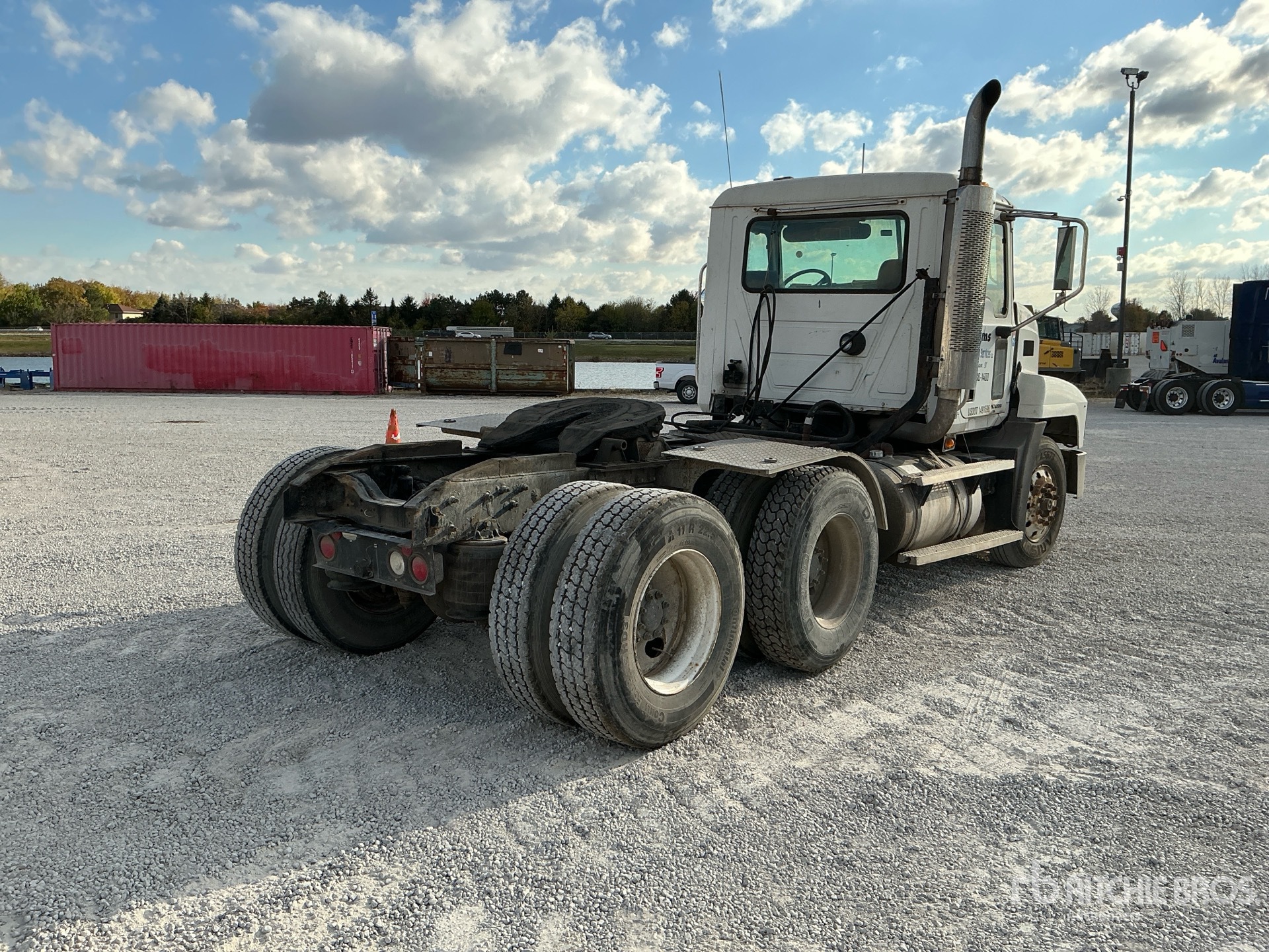 General Appearance with Image, coin arrière droit