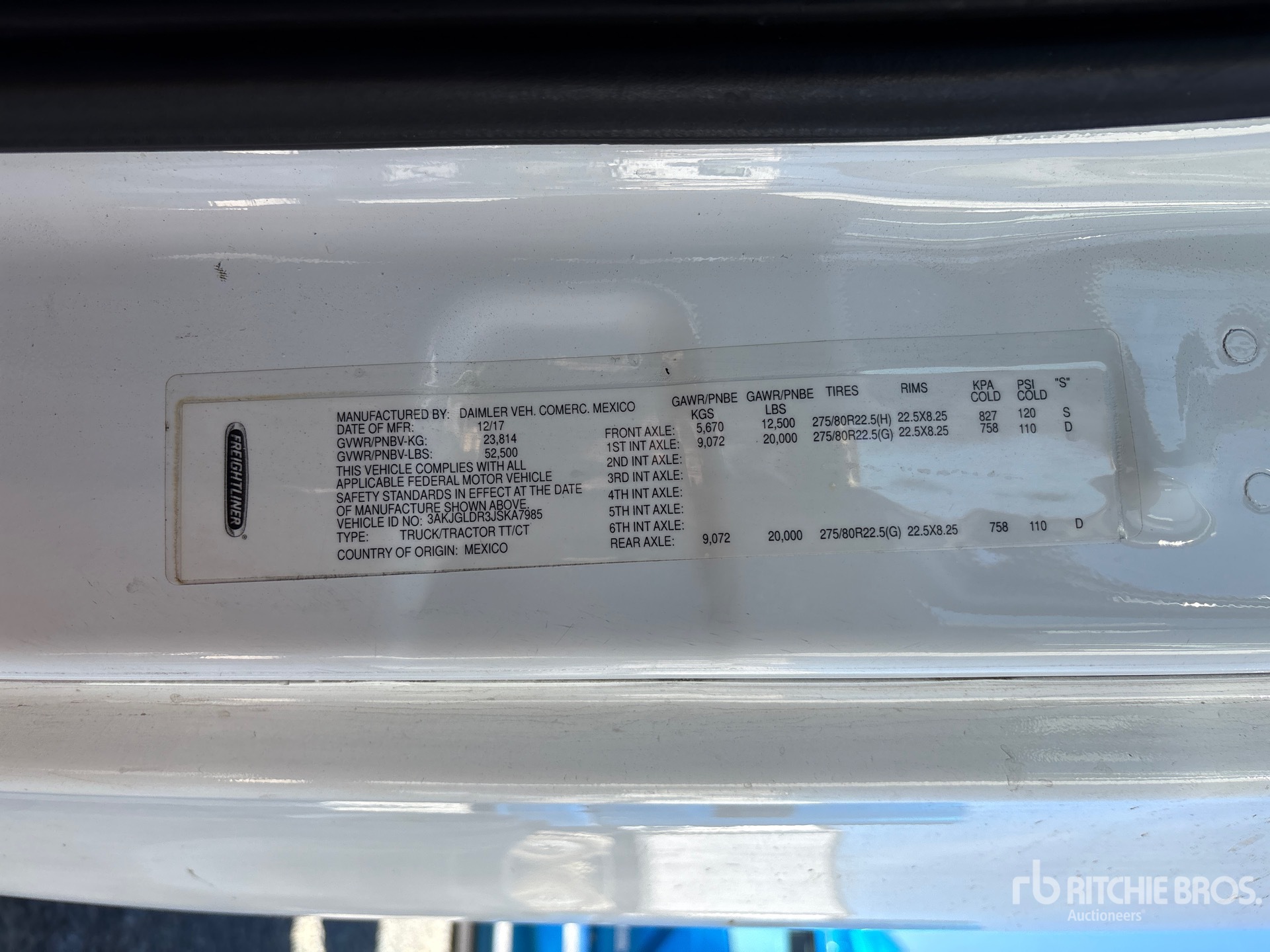 General Appearance with Serial Number / VIN