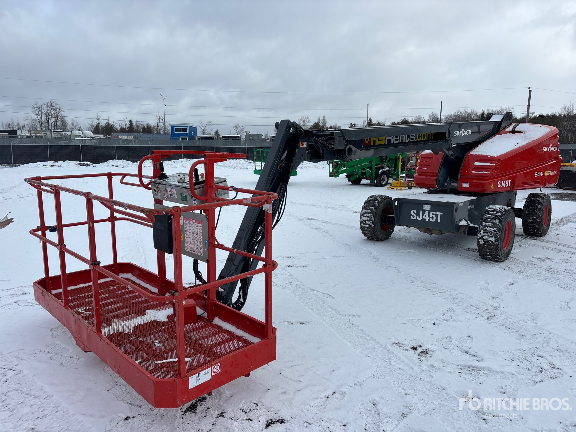 General Appearance with Picture, Left Front Corner