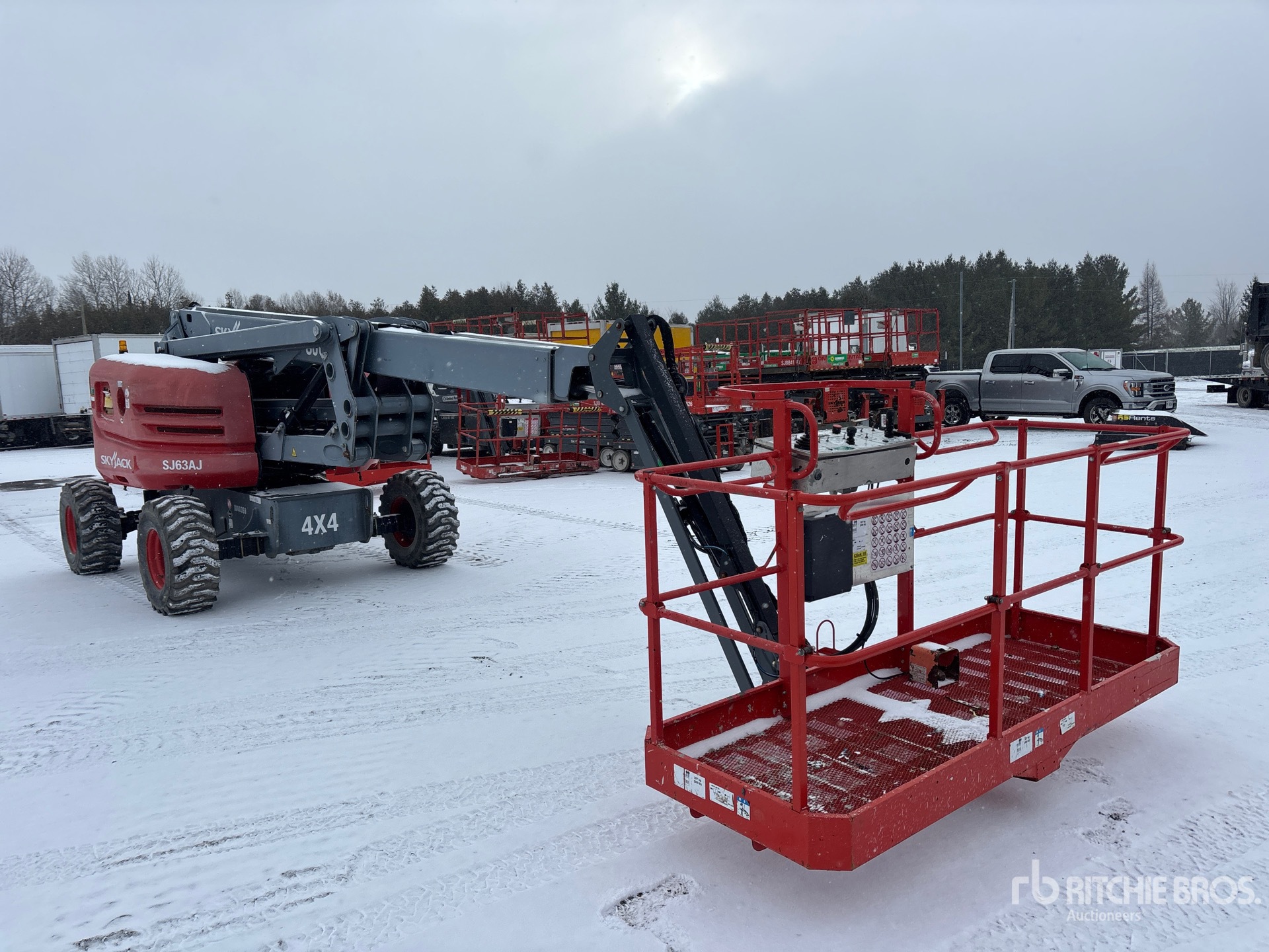 General Appearance with Foto, angolo anteriore destro