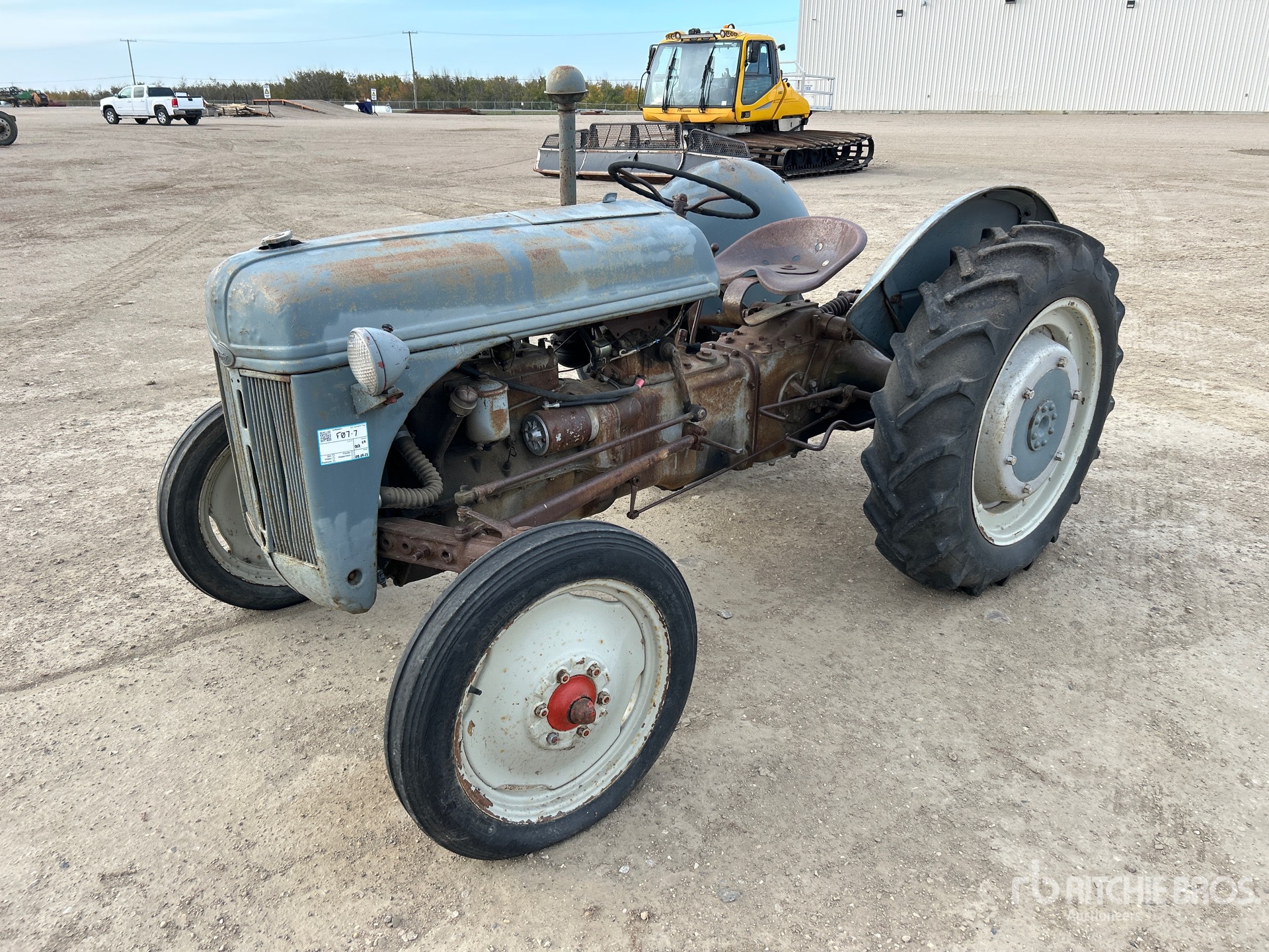General Appearance with Picture, Left Front Corner