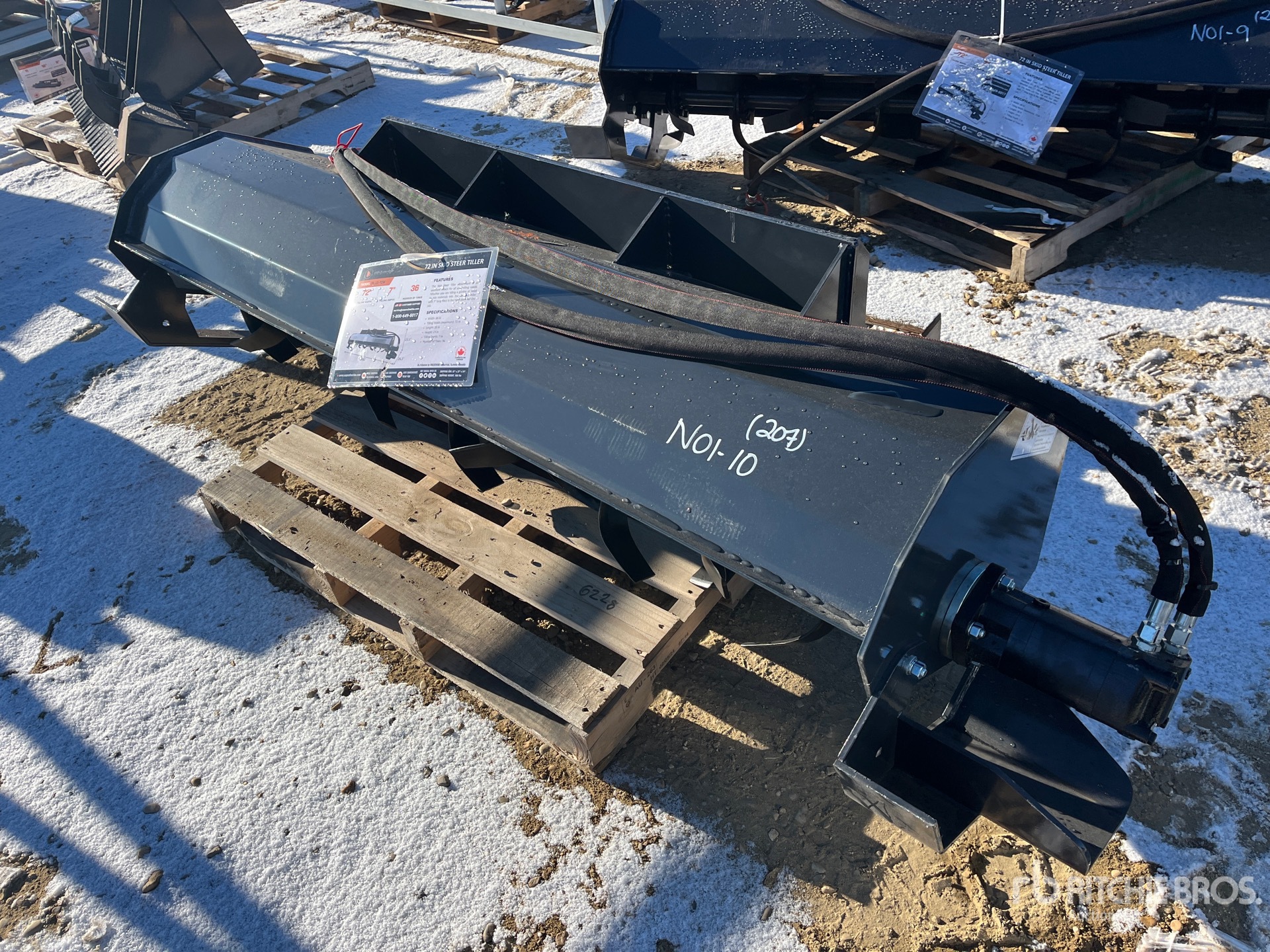 General Appearance with Foto, angolo anteriore sinistro