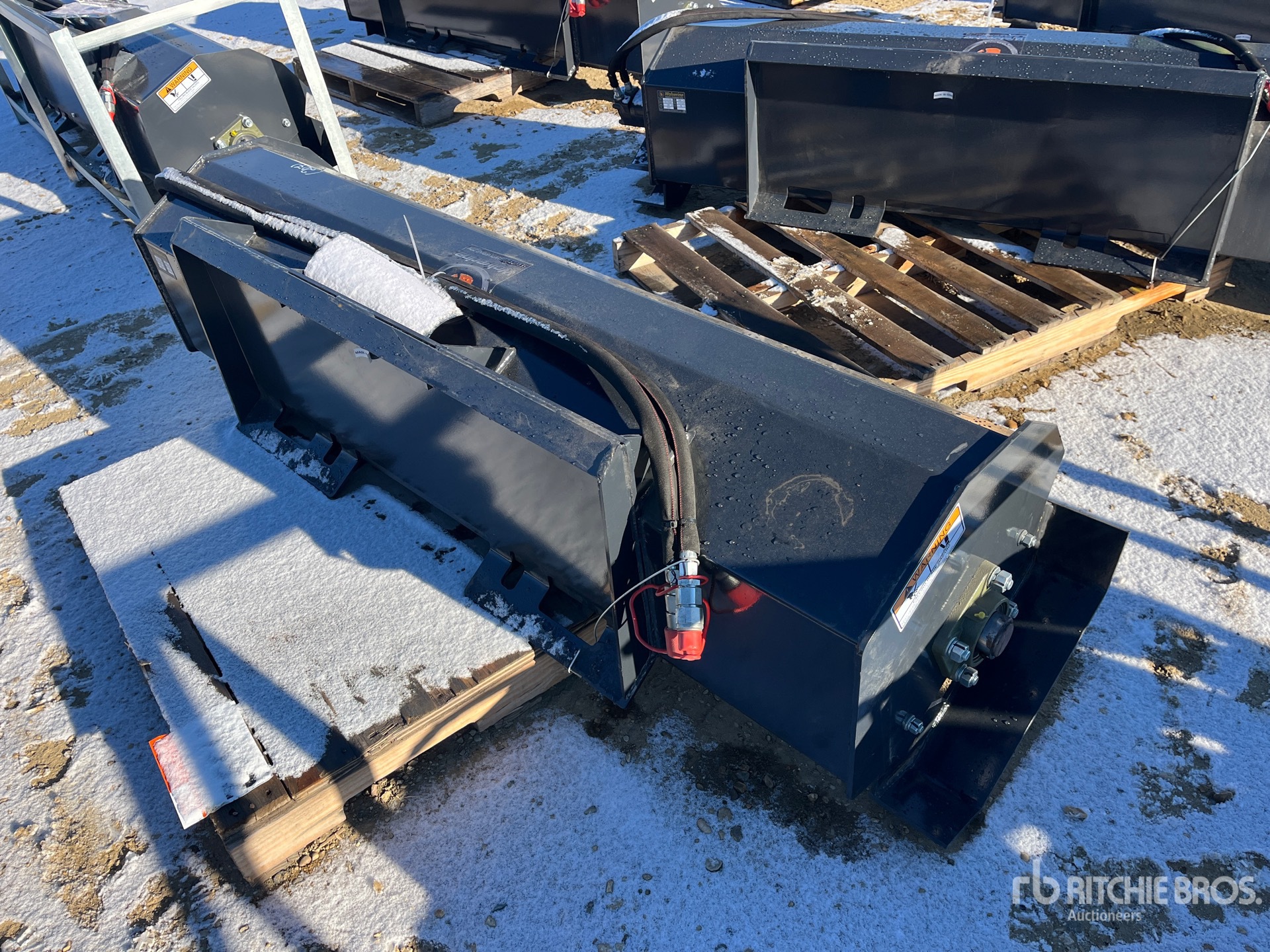 General Appearance with Foto, angolo anteriore sinistro