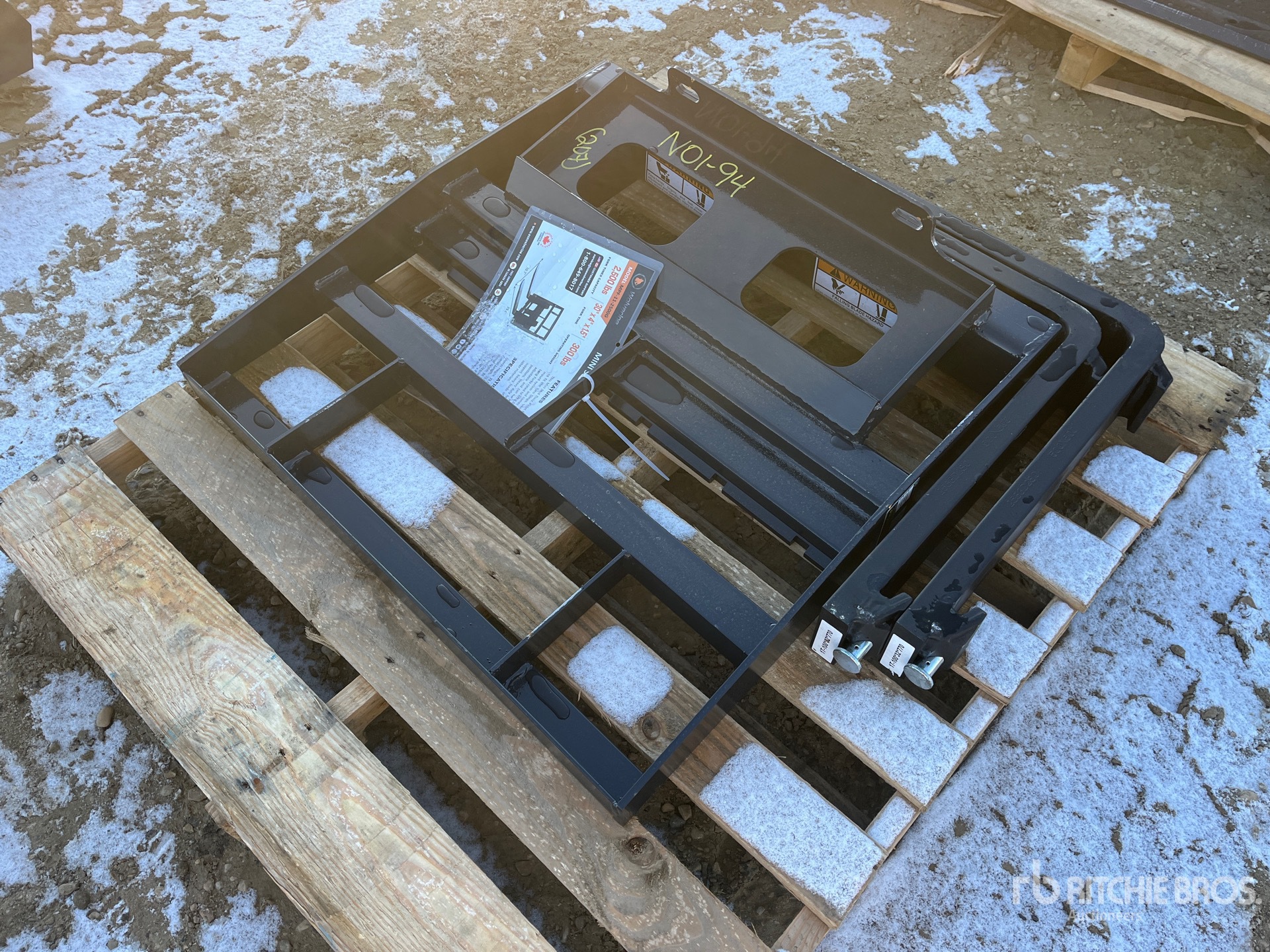 General Appearance with Picture, Left Front Corner