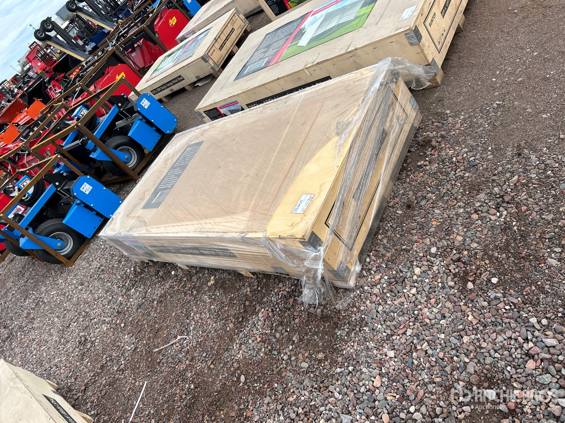 General Appearance with Picture, Left Front Corner