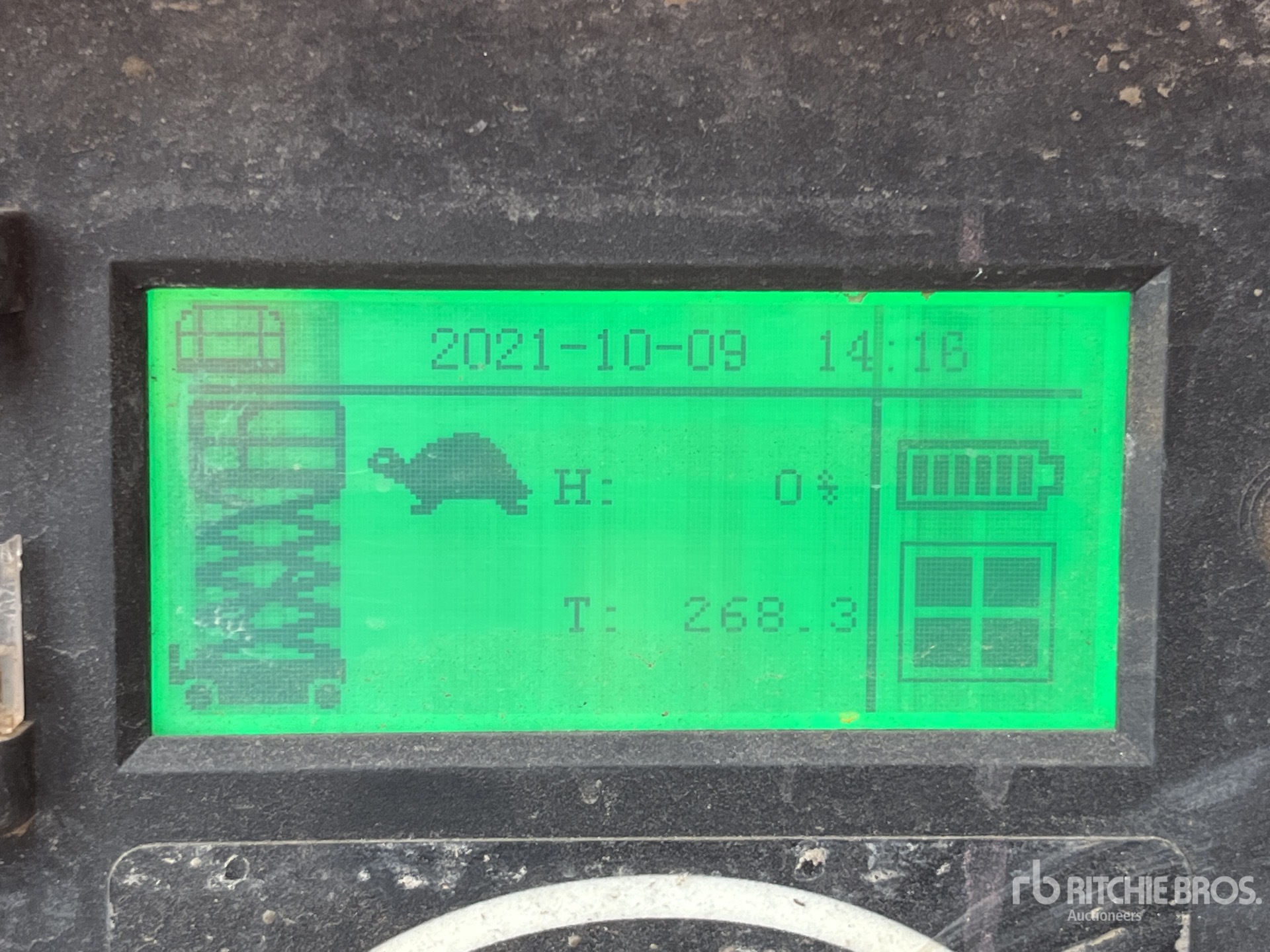 General Appearance with Hour Meter / Odometer