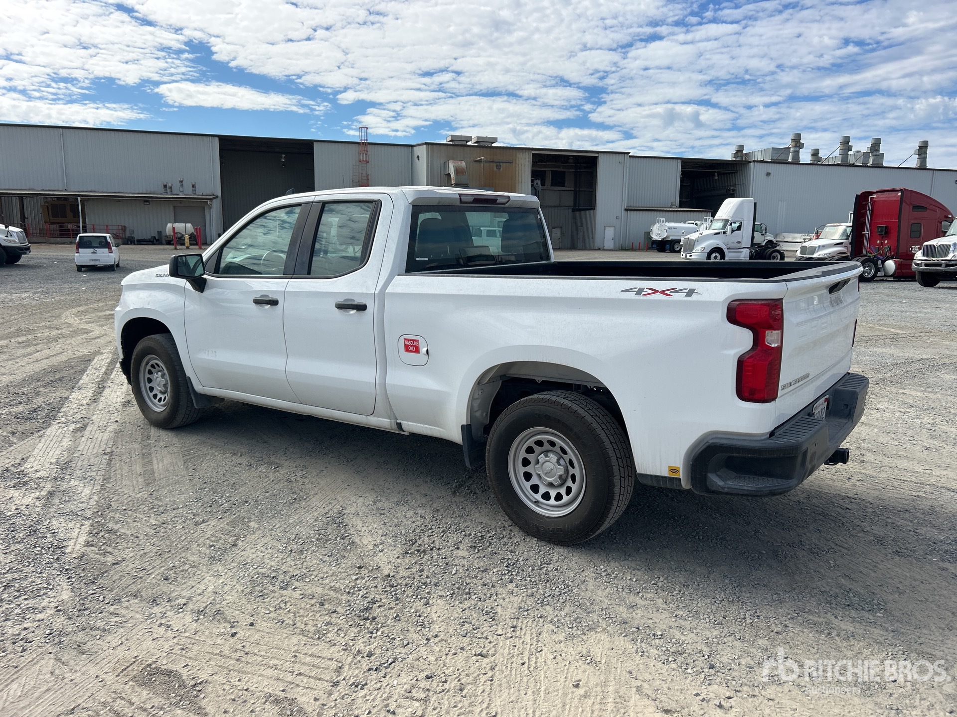 General Appearance with Picture, Left Rear Corner