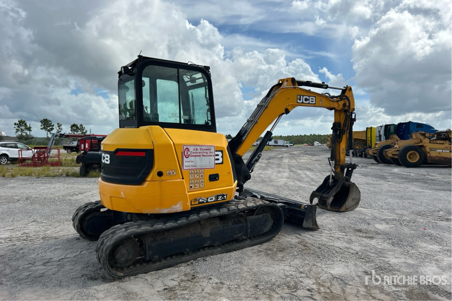 General Appearance with Picture, Right Rear Corner