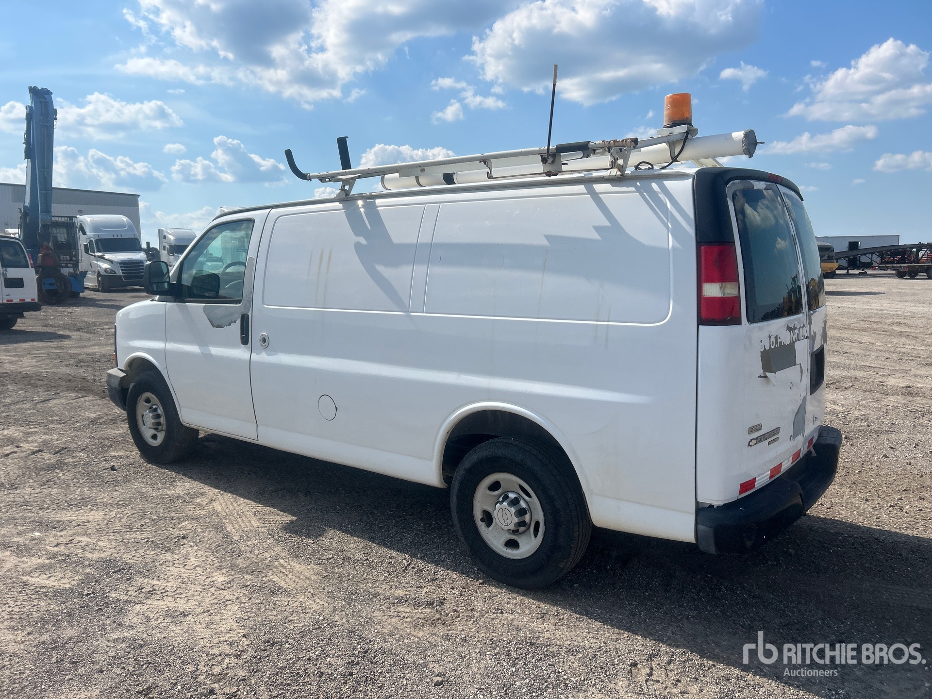 General Appearance with Picture, Left Rear Corner