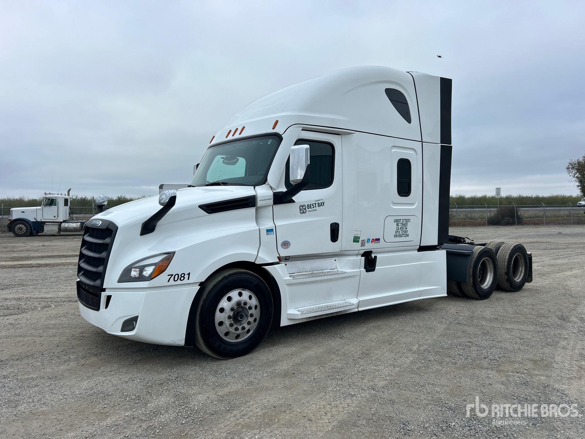 General Appearance with Featured Photo