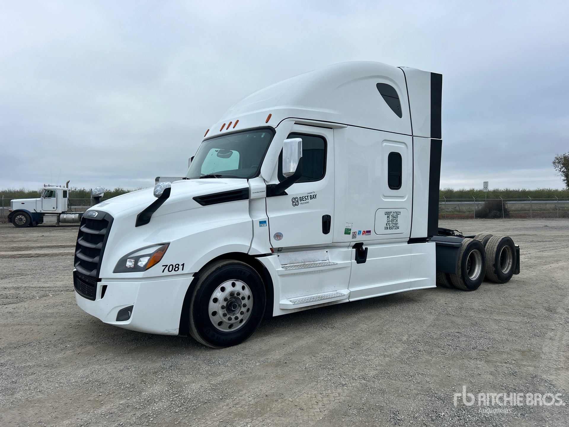 General Appearance with Imagen: esquina delantera izquierda