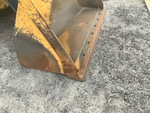 Specialty with Loader Bucket Edge / Shanks
