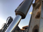 Hydraulics with Bucket Cylinder