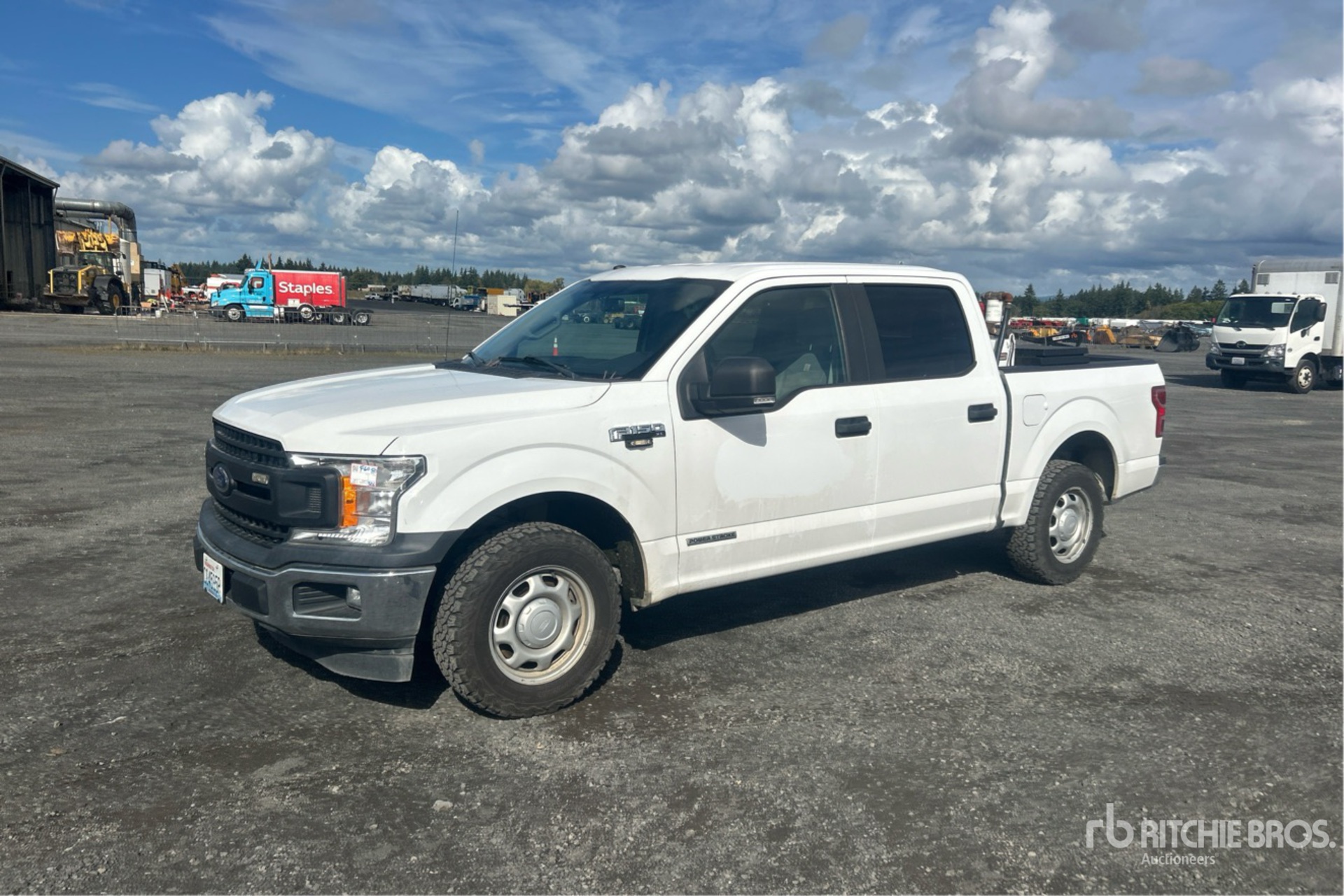 General Appearance with Picture, Left Front Corner