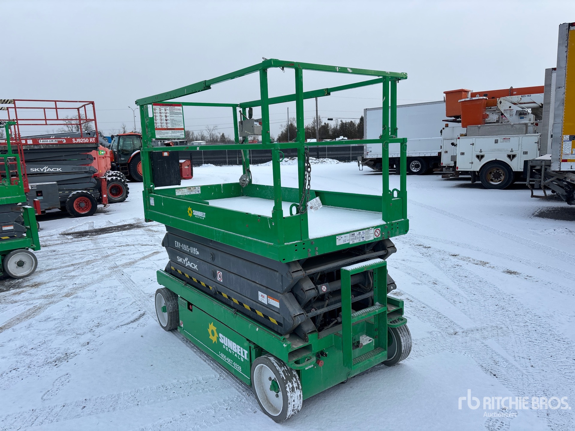 General Appearance with Picture, Right Front Corner