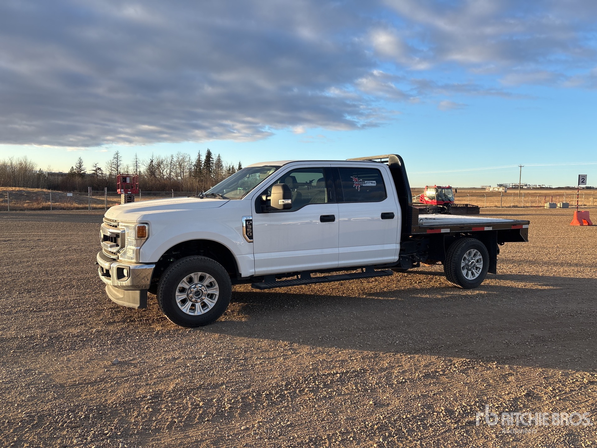Aspect général with Image, coin avant gauche