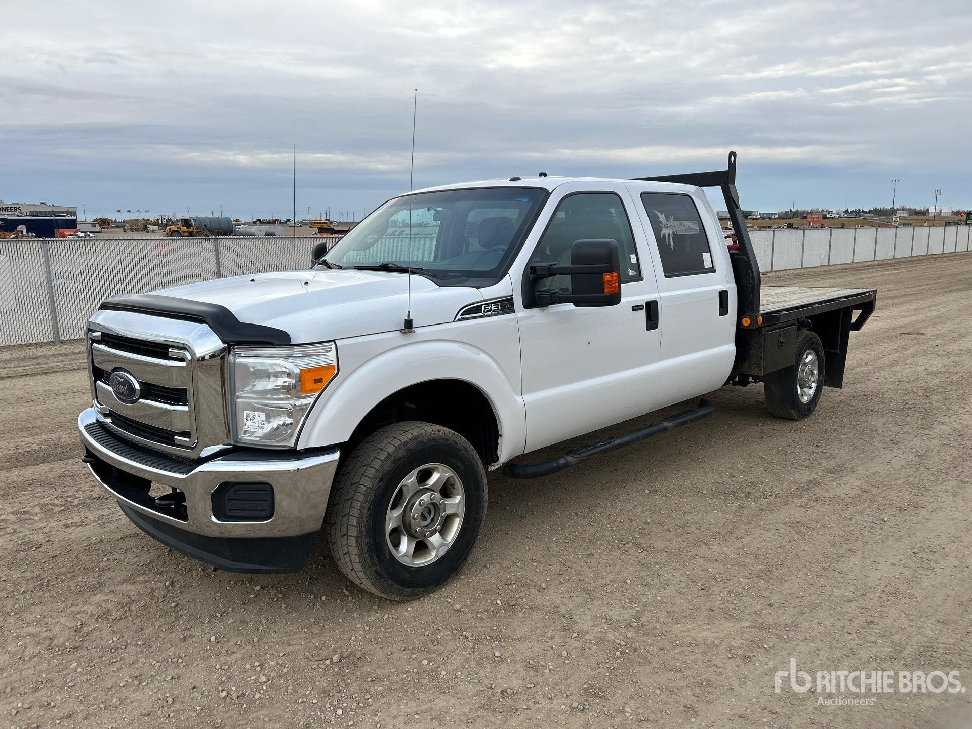 Aspect général with Image, coin avant gauche