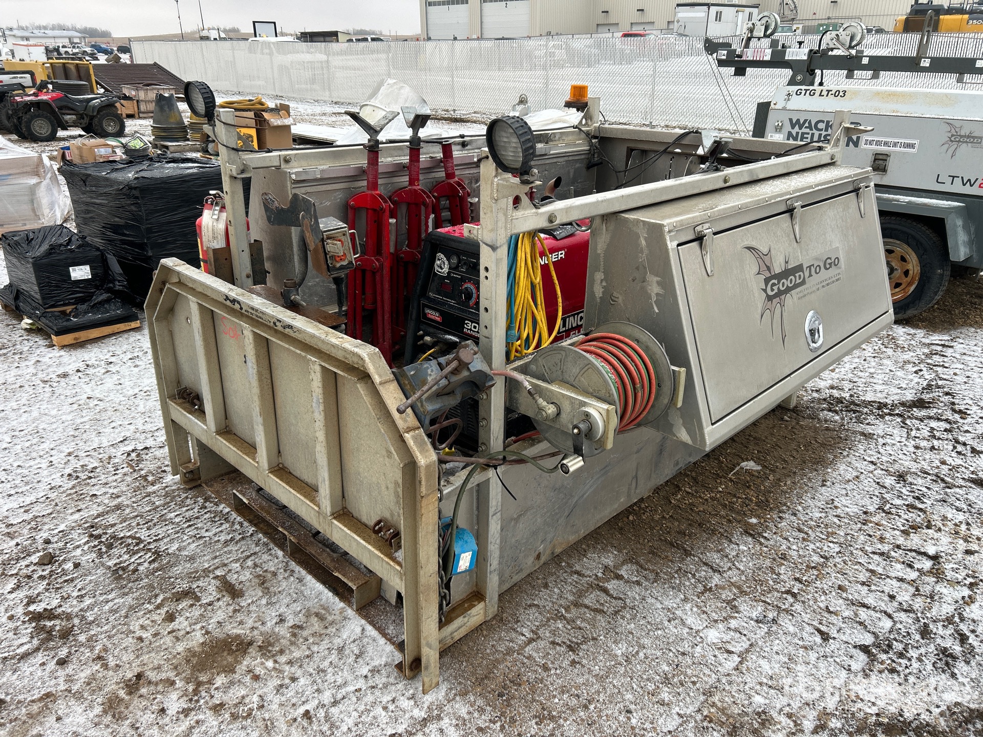 General Appearance with Imagen: esquina trasera derecha