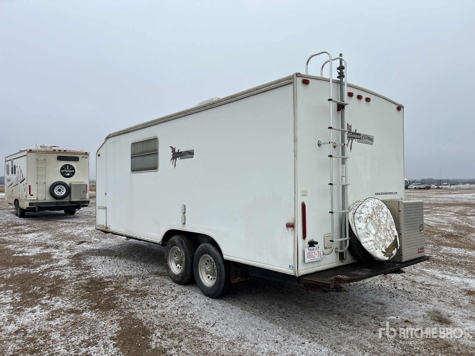 Aspect général with Image, coin arrière gauche