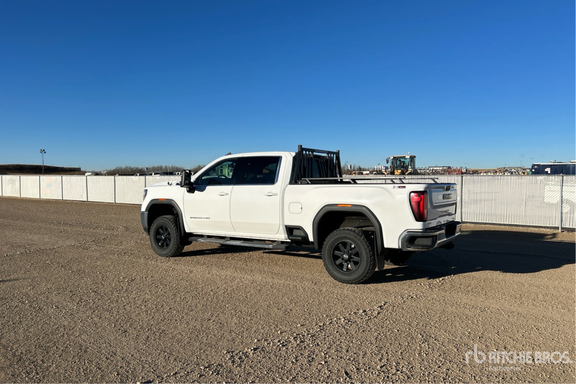 General Appearance with Bild, Ecke hinten links