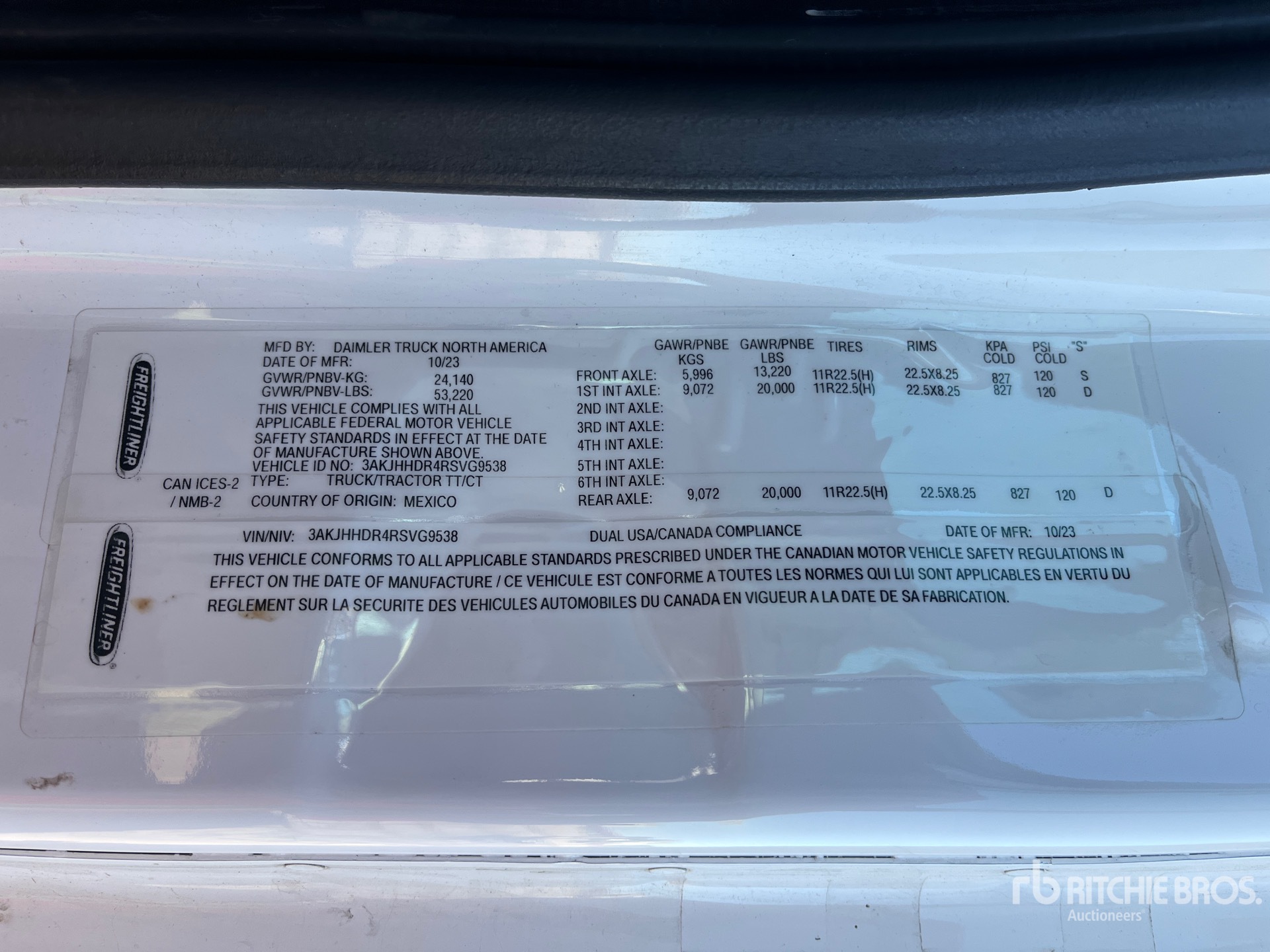 General Appearance with Numero seriale/numero d’identificazione del veicolo (VIN)