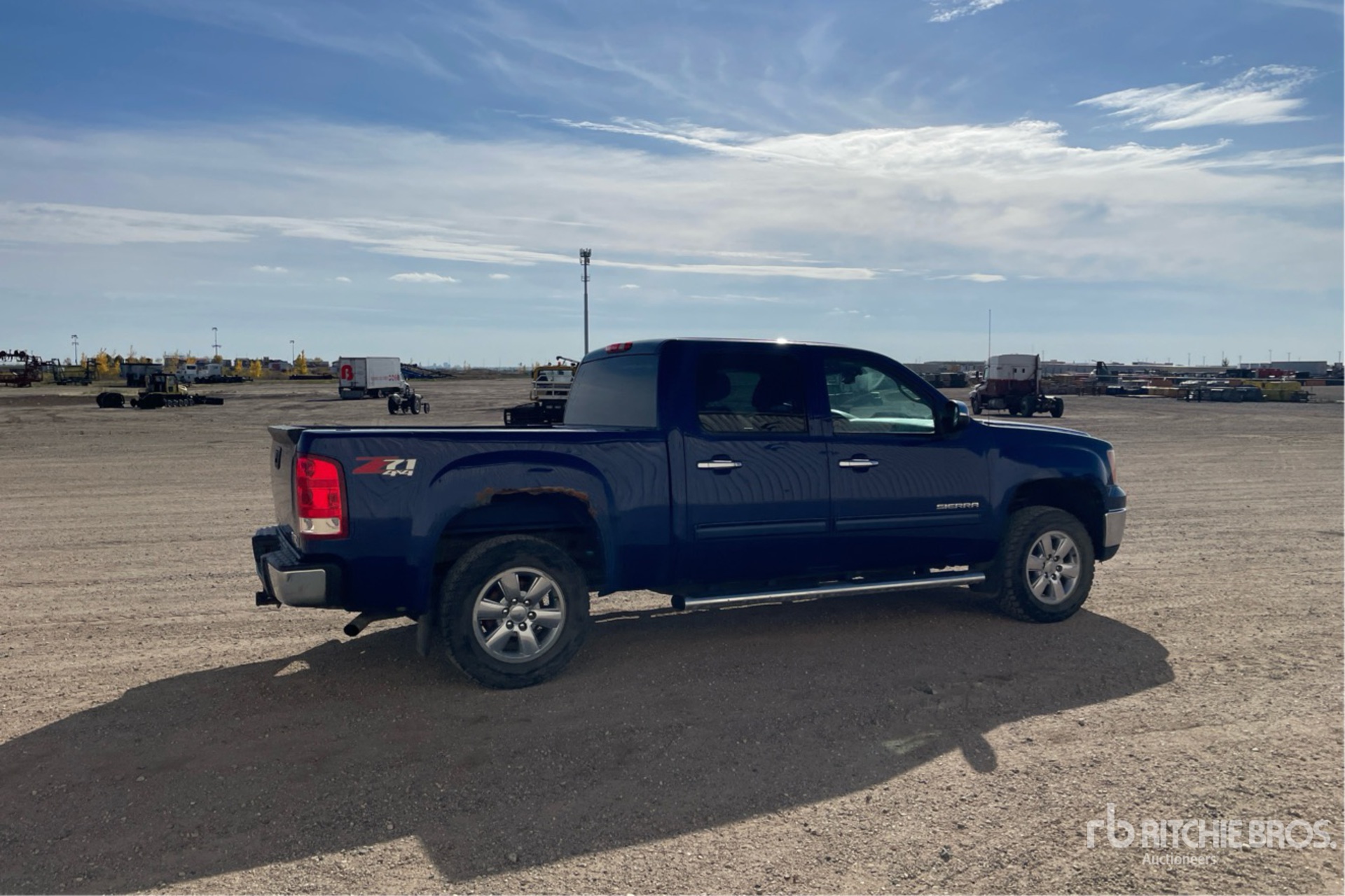 General Appearance with Picture, Right Rear Corner