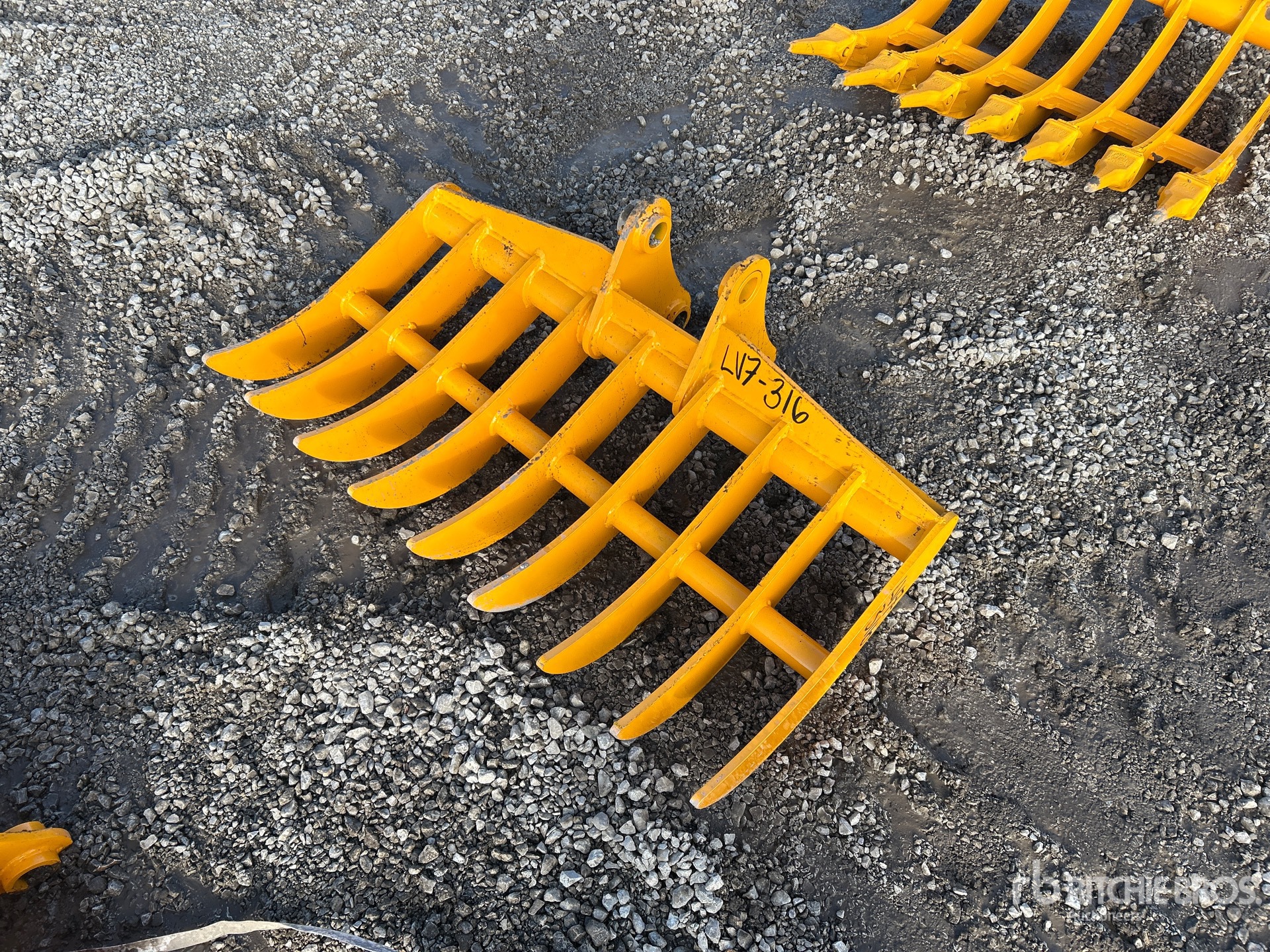 Aspect général with Image, coin avant gauche