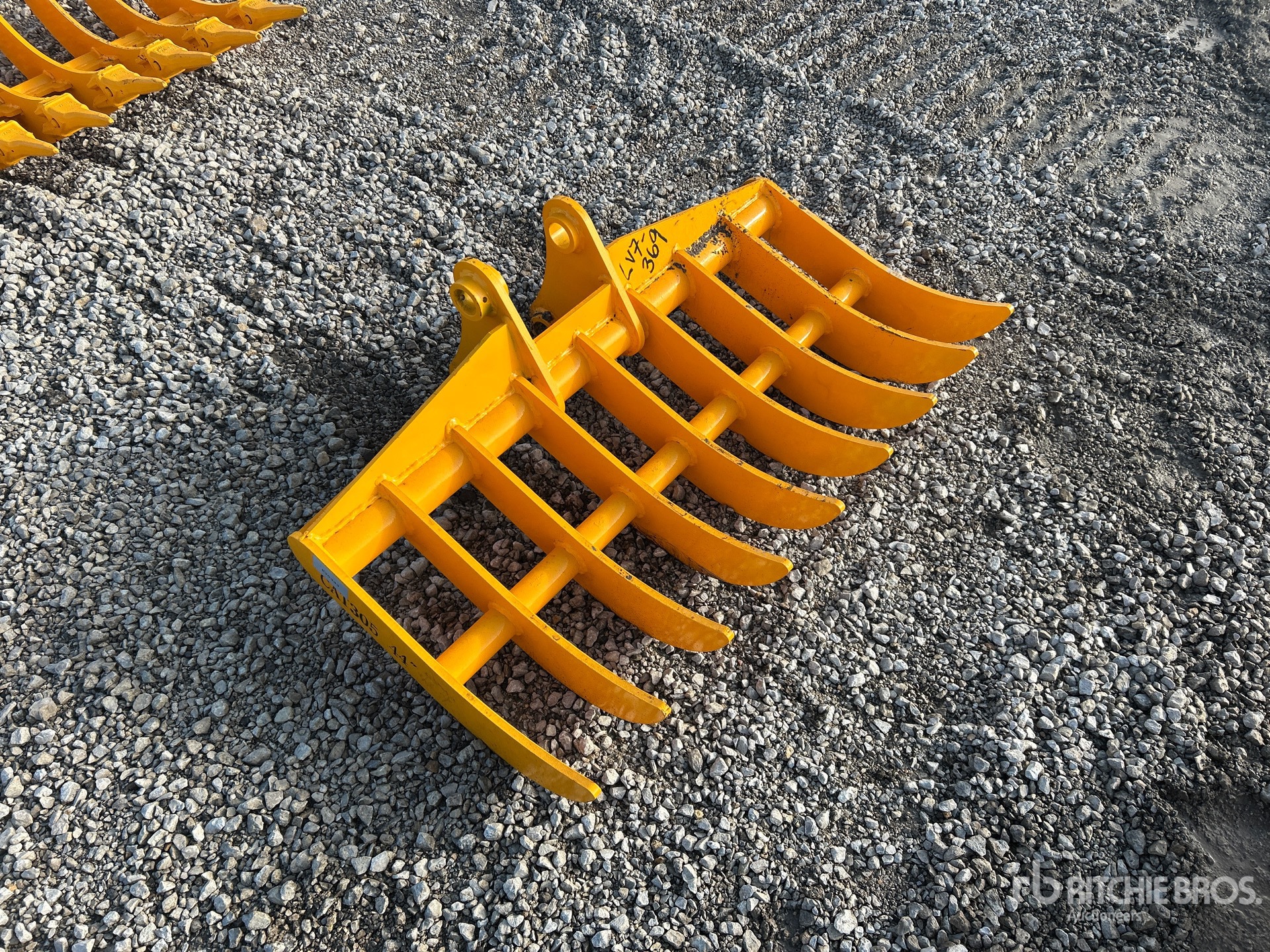 Aspect général with Image, coin avant droit