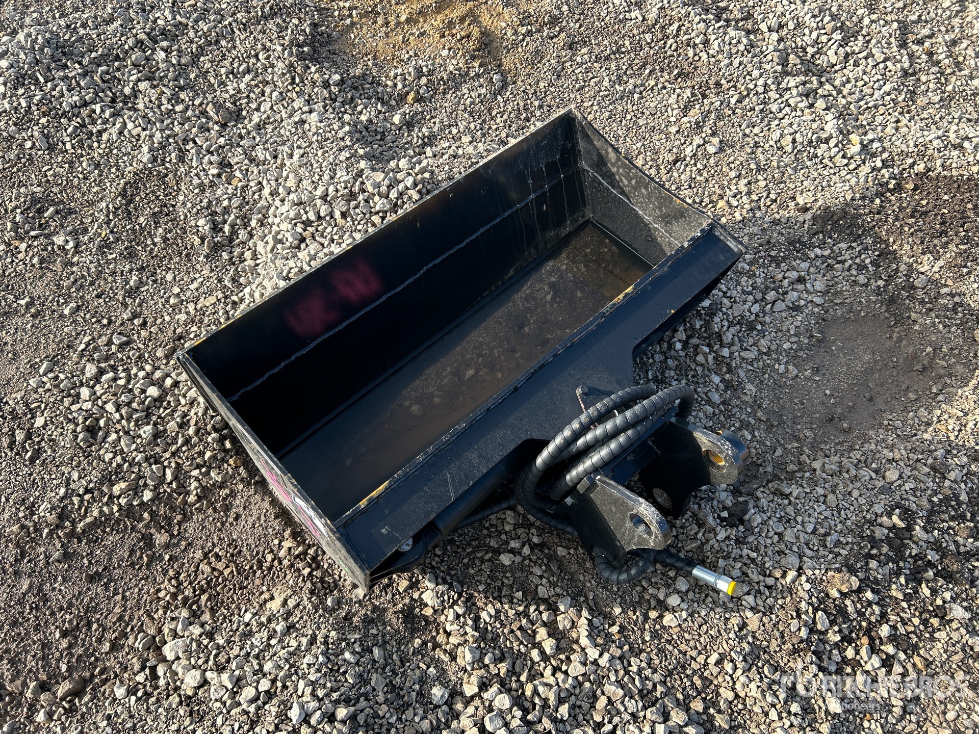 Aspect général with Image, coin arrière gauche