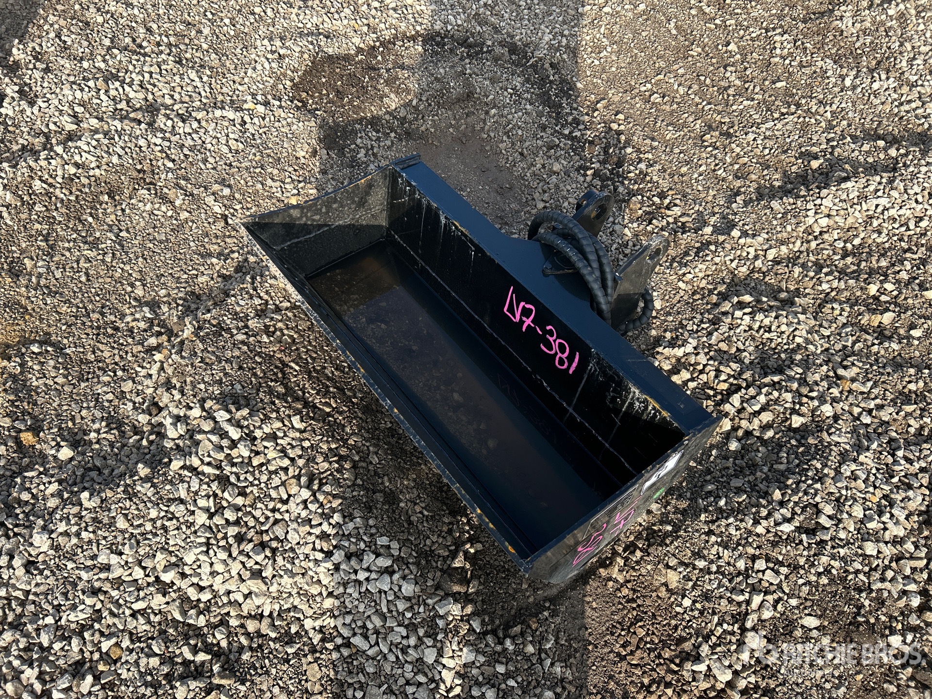 Aspect général with Image, coin avant gauche