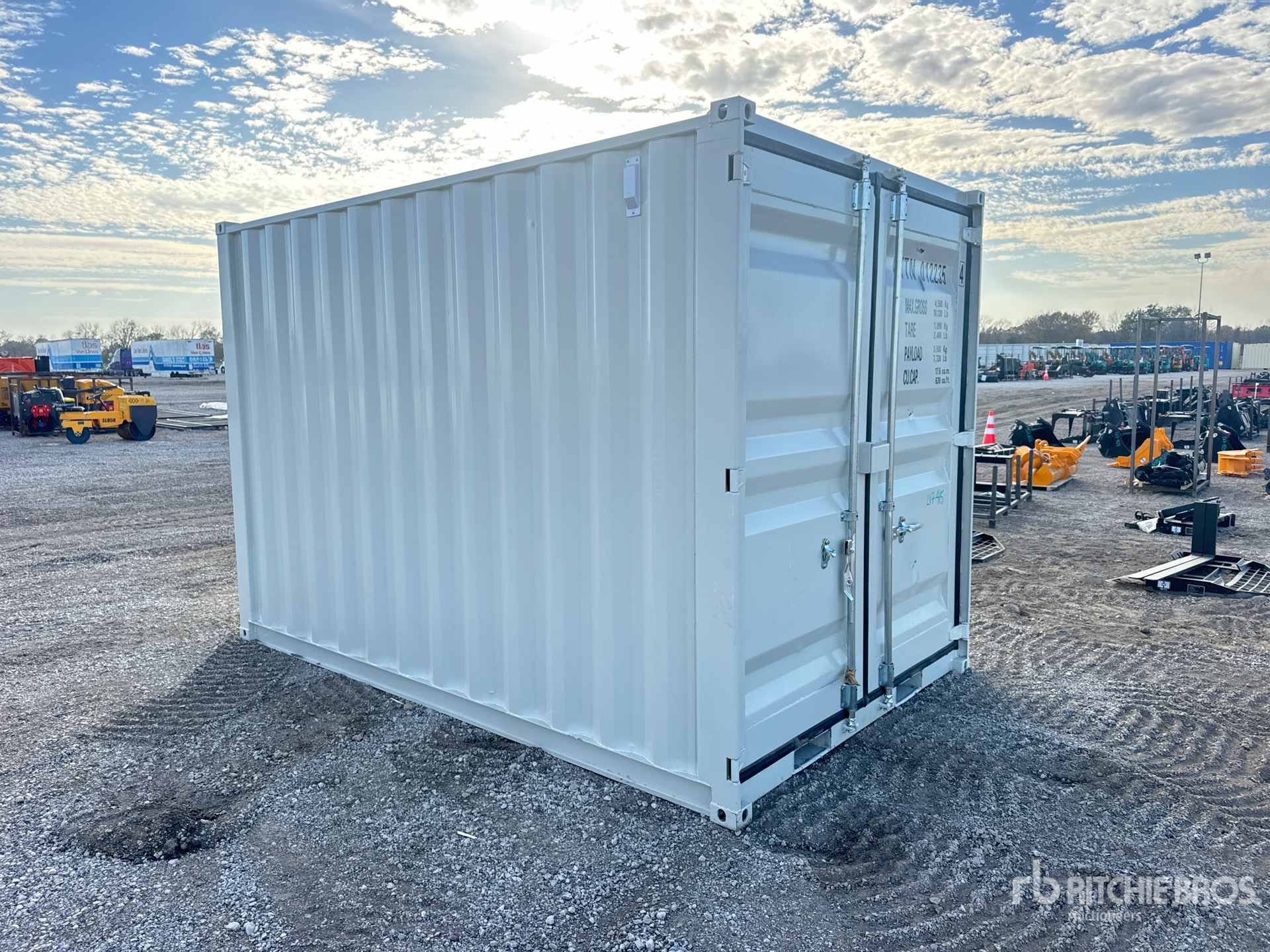 General Appearance with Picture, Right Front Corner