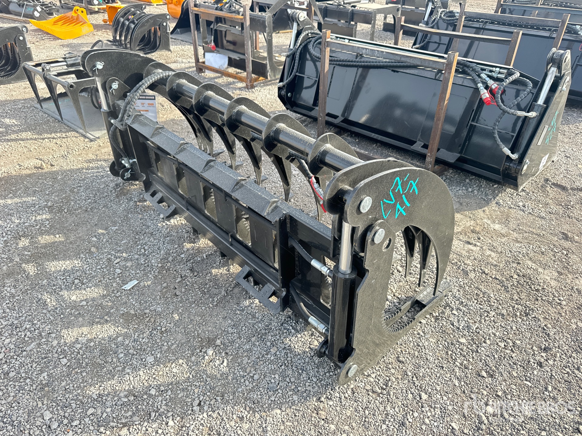 General Appearance with Imagen: esquina trasera derecha