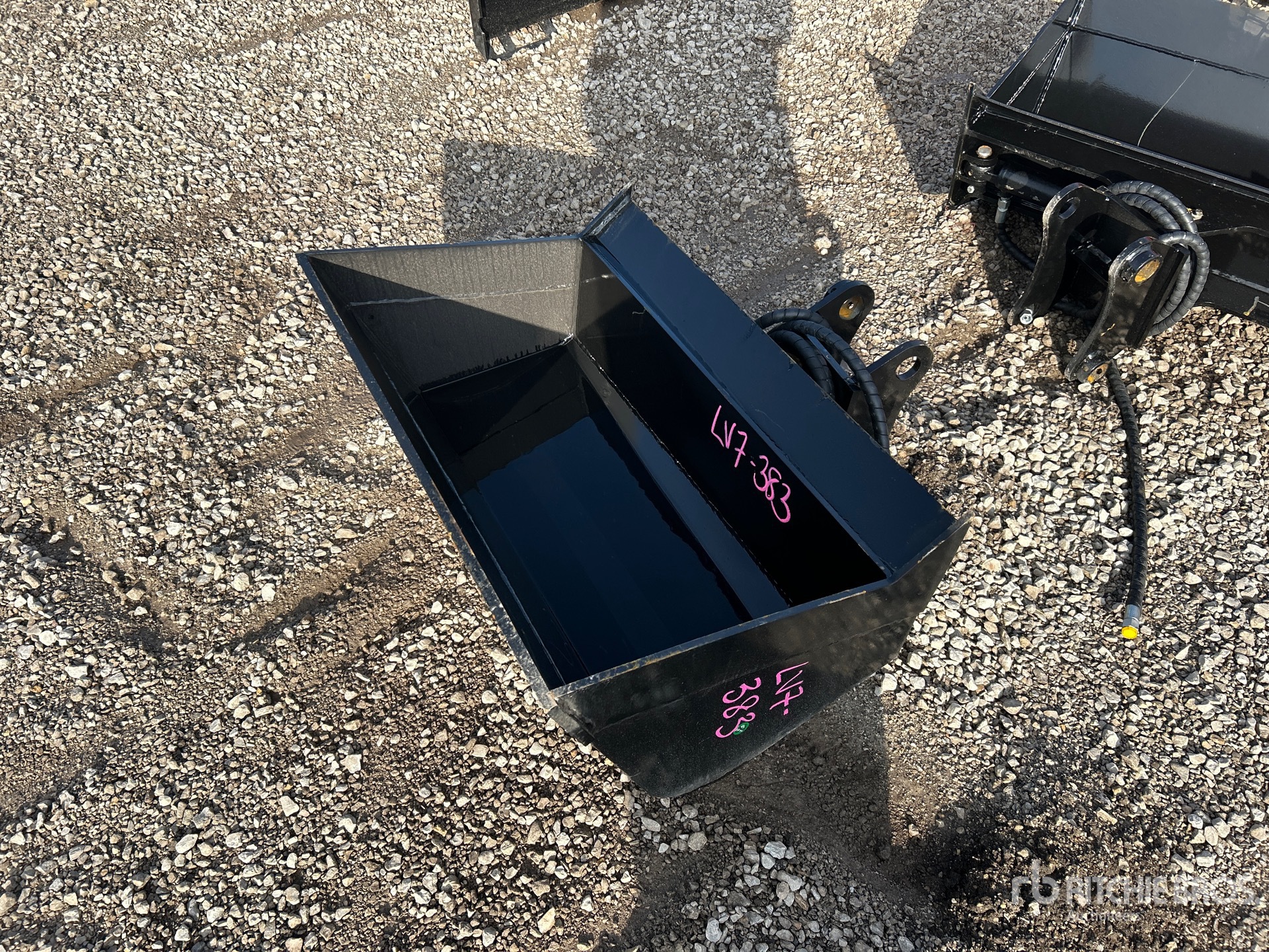 Aspect général with Image, coin avant gauche