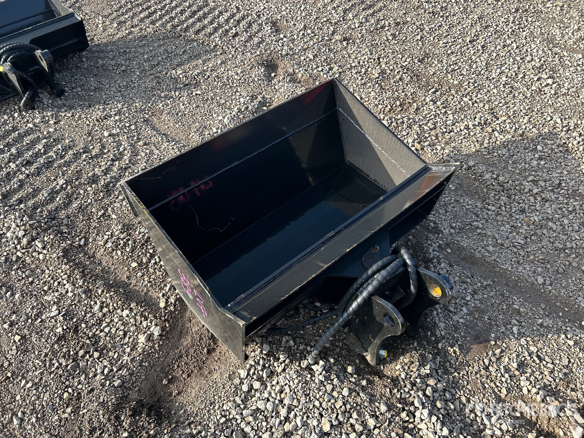 Aspect général with Image, coin arrière gauche