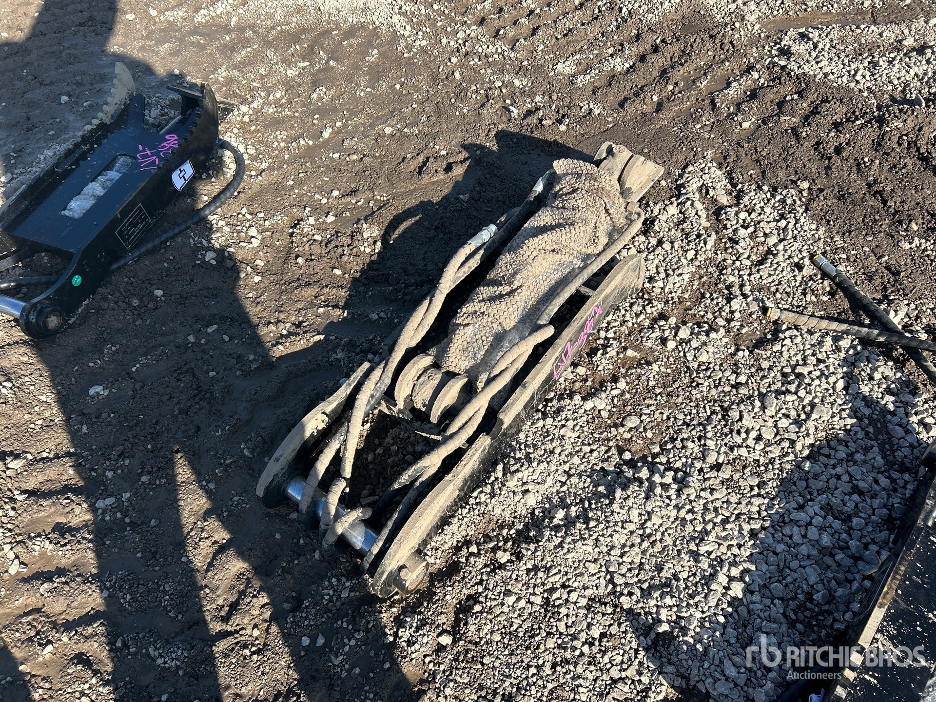 Aspect général with Image, coin avant droit