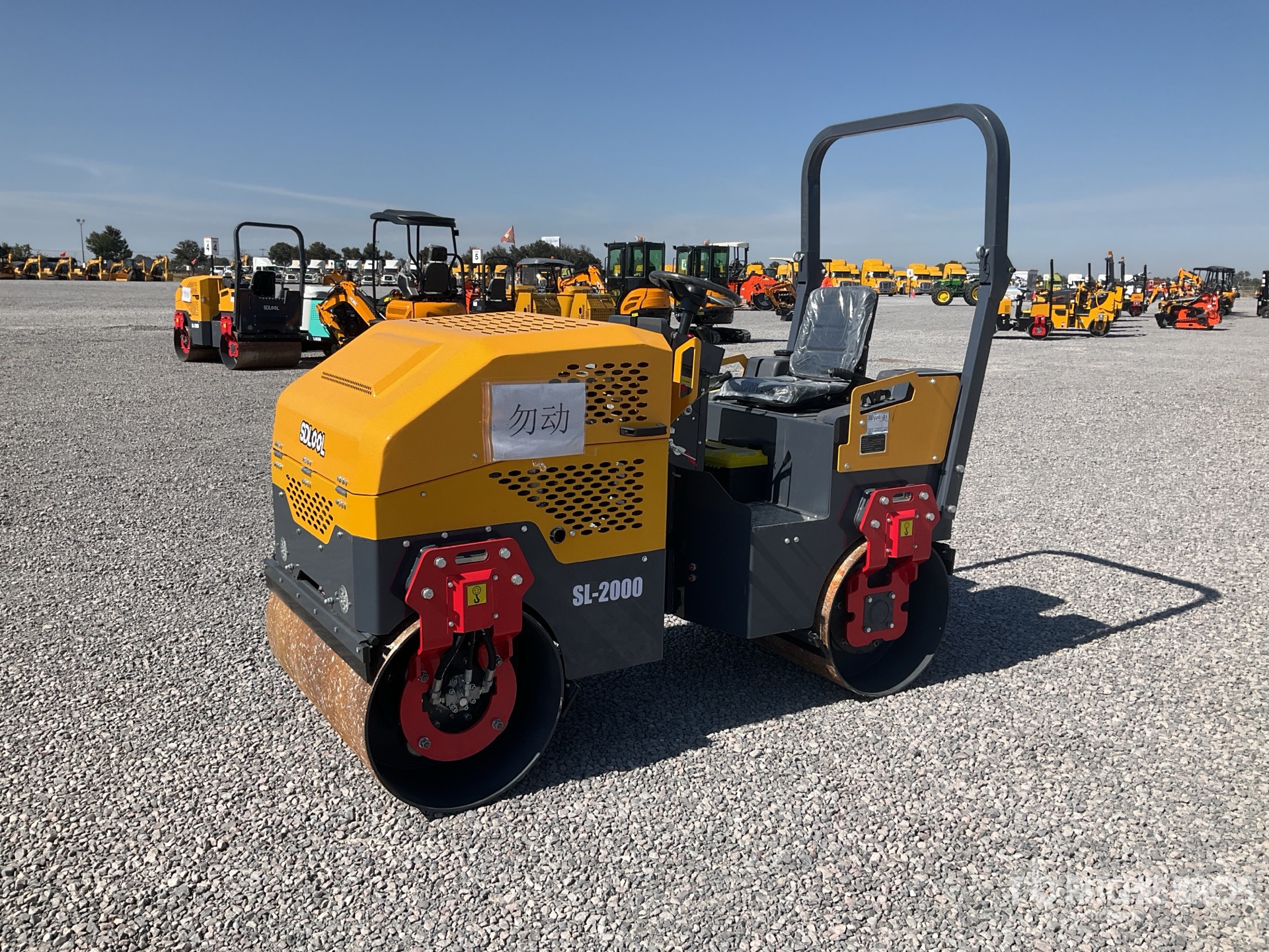 General Appearance with Featured Photo