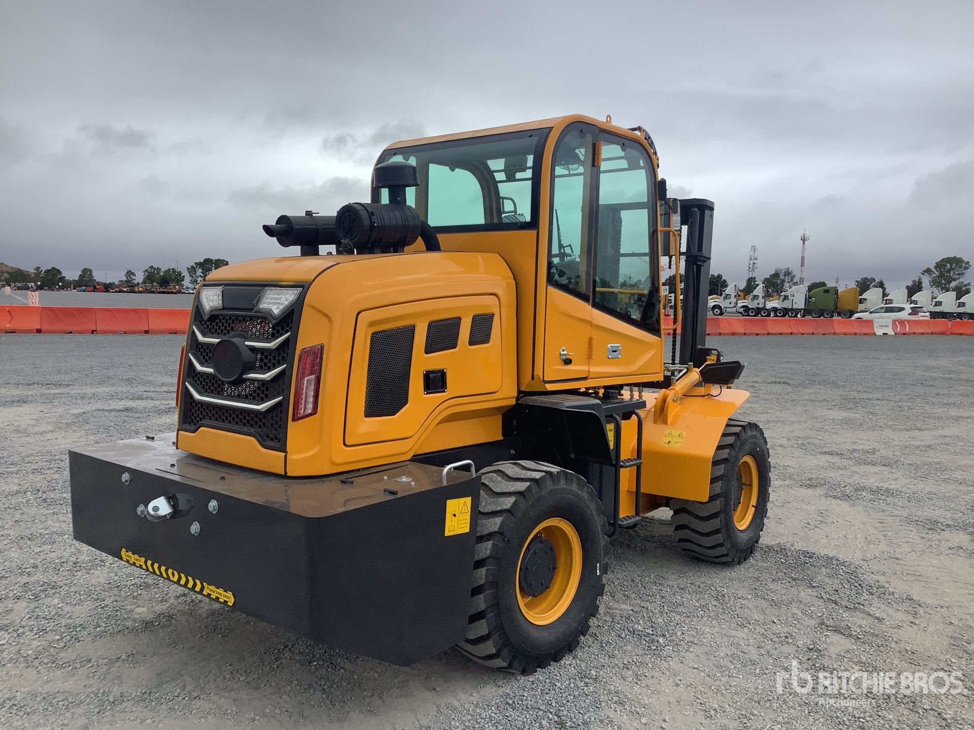 General Appearance with Picture, Right Rear Corner