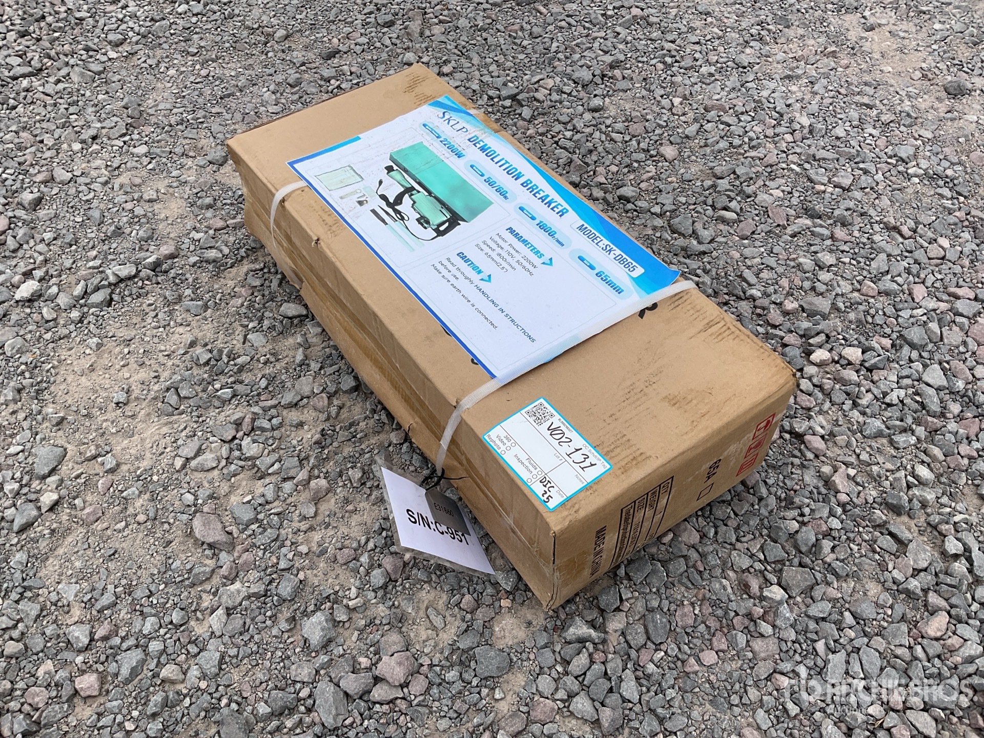 General Appearance with Picture, Left Rear Corner