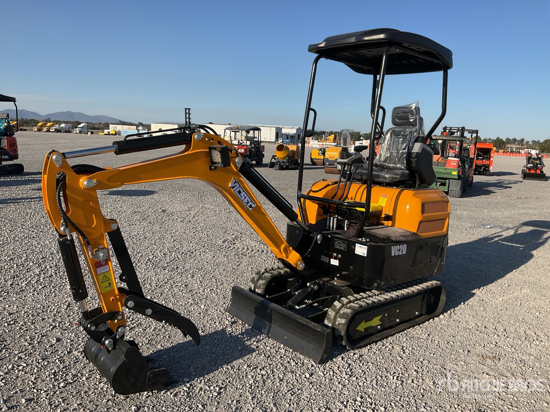 General Appearance with Picture, Left Front Corner