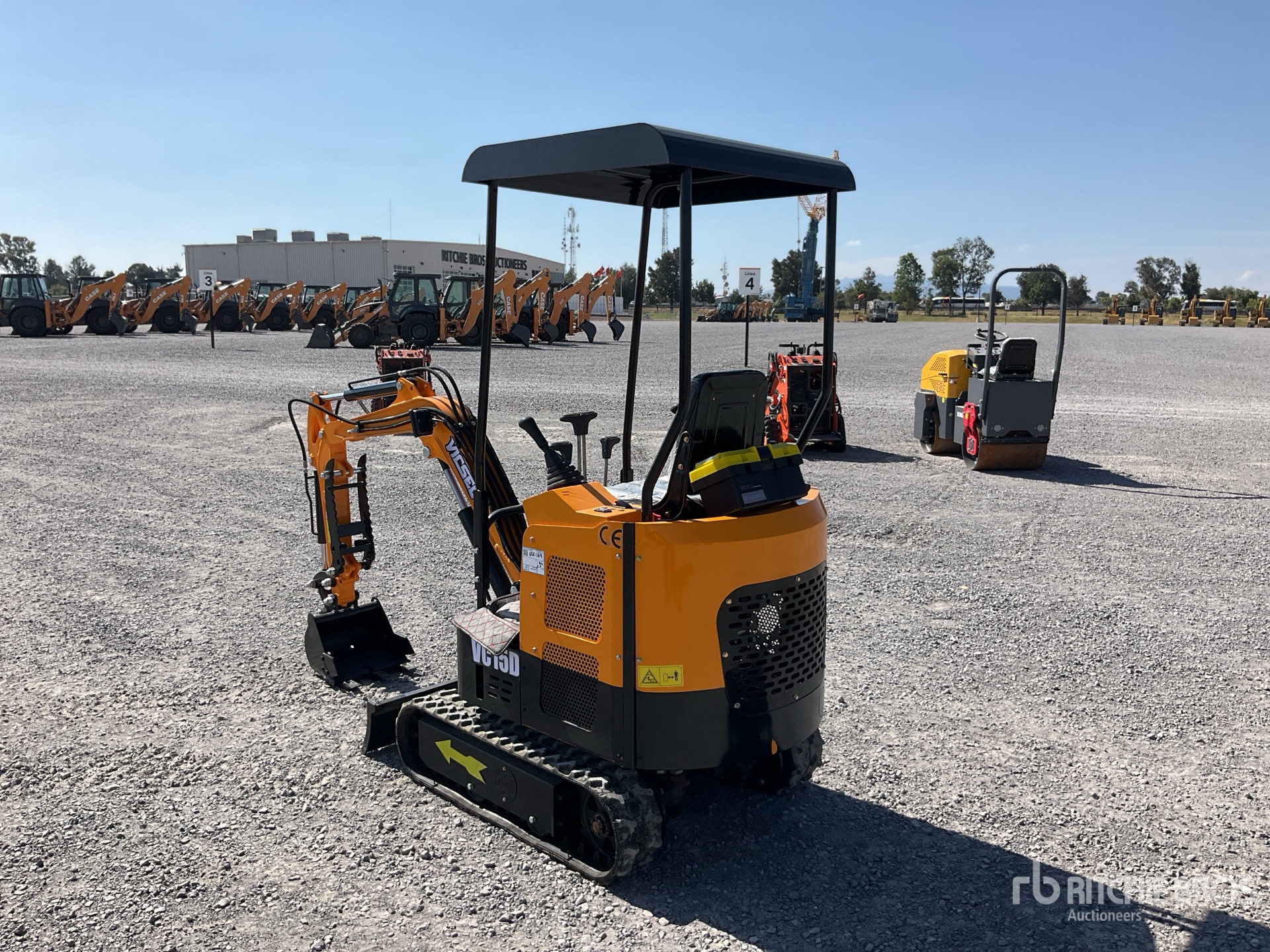 General Appearance with Foto, angolo posteriore sinistro