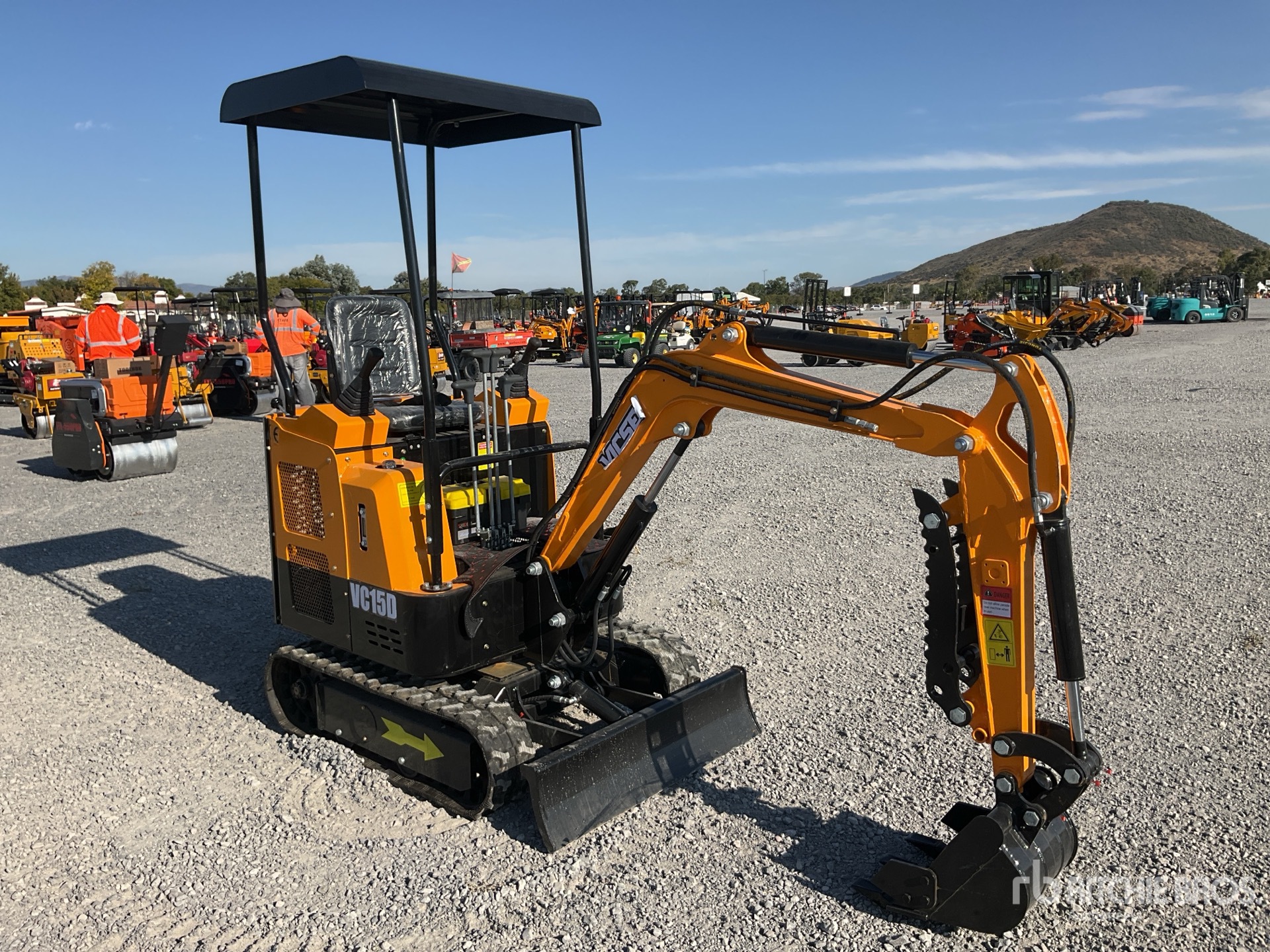 General Appearance with Foto, angolo anteriore destro