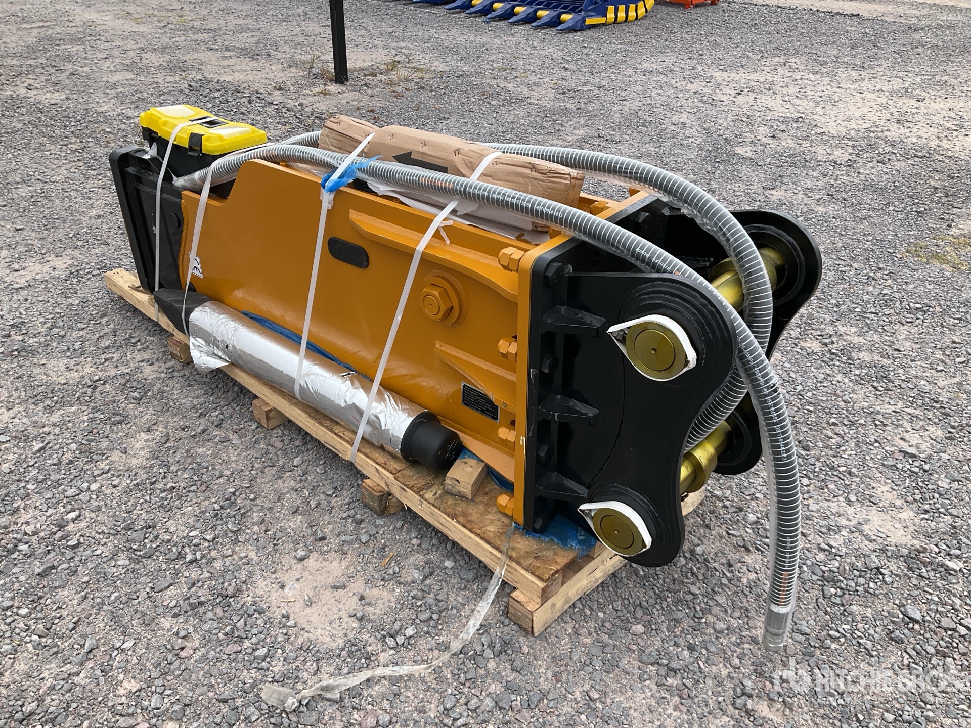 General Appearance with Bild, Ecke hinten links