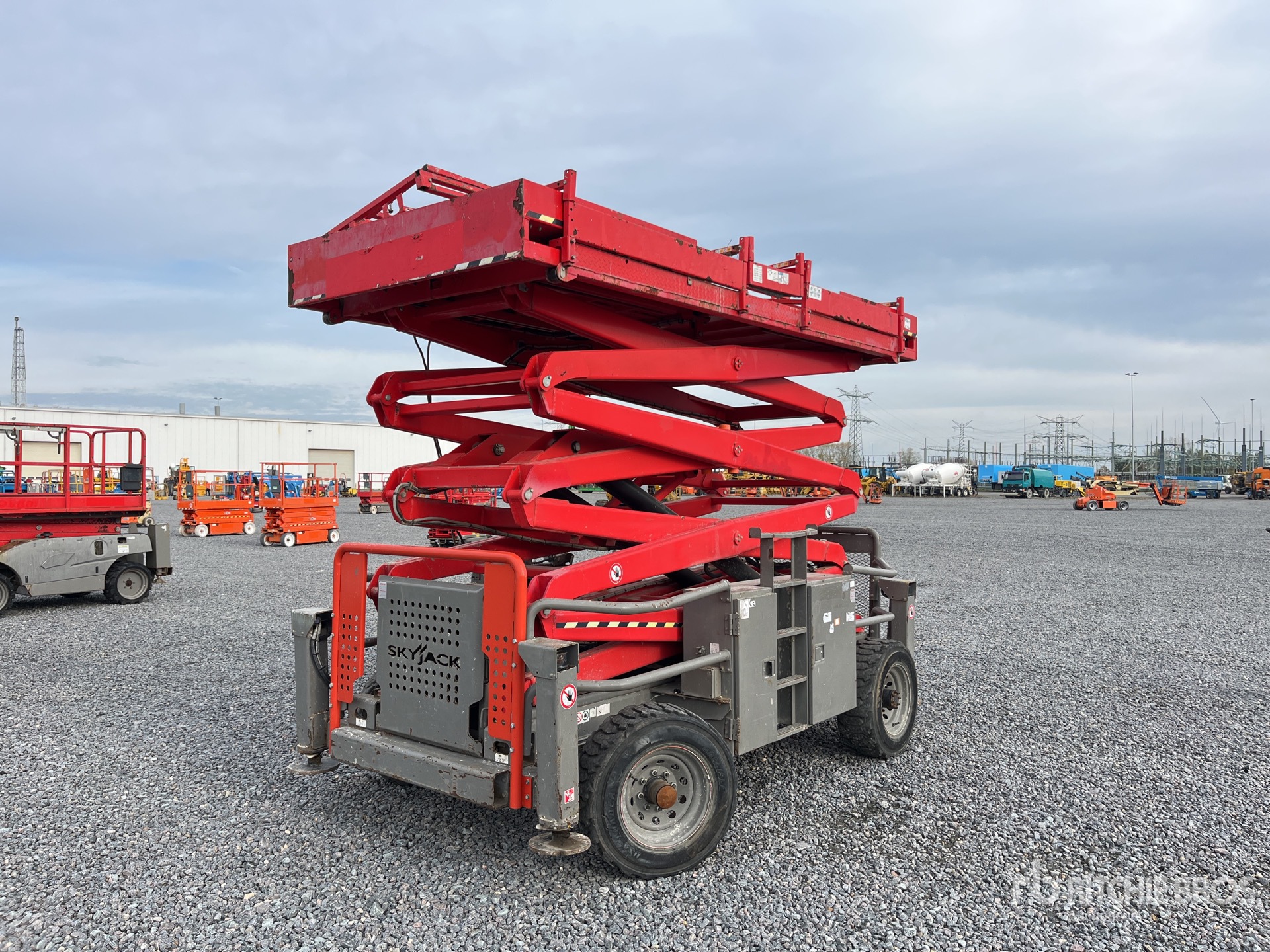 General Appearance with Bild, Ecke vorne links