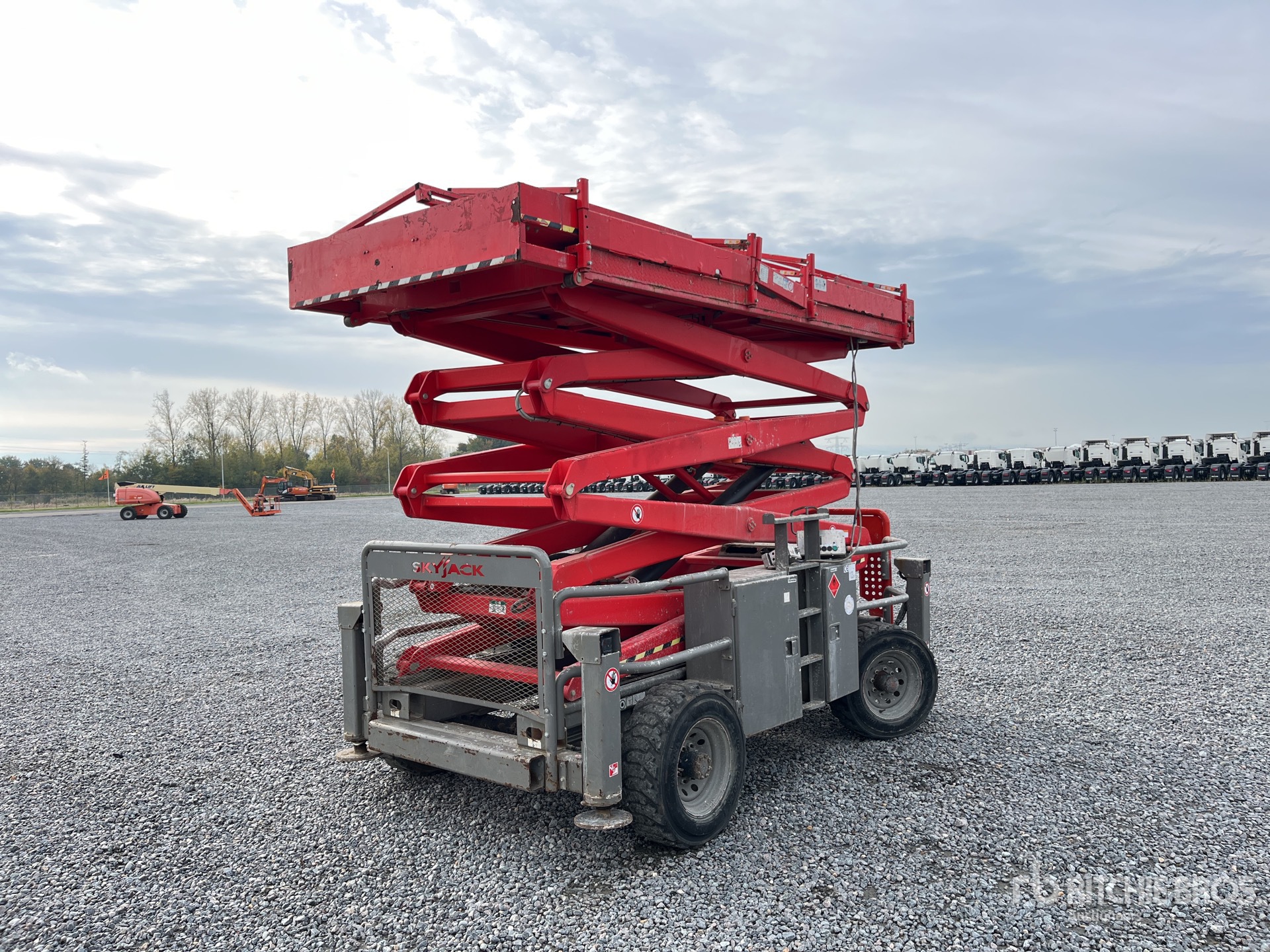 General Appearance with Bild, Ecke hinten rechts