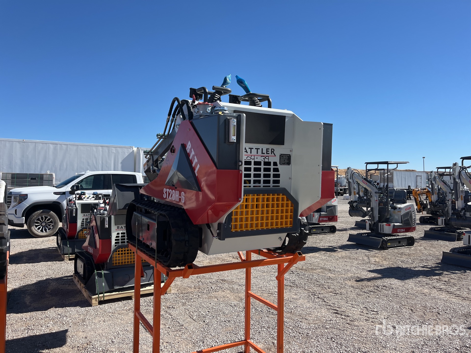 General Appearance with Picture, Left Rear Corner